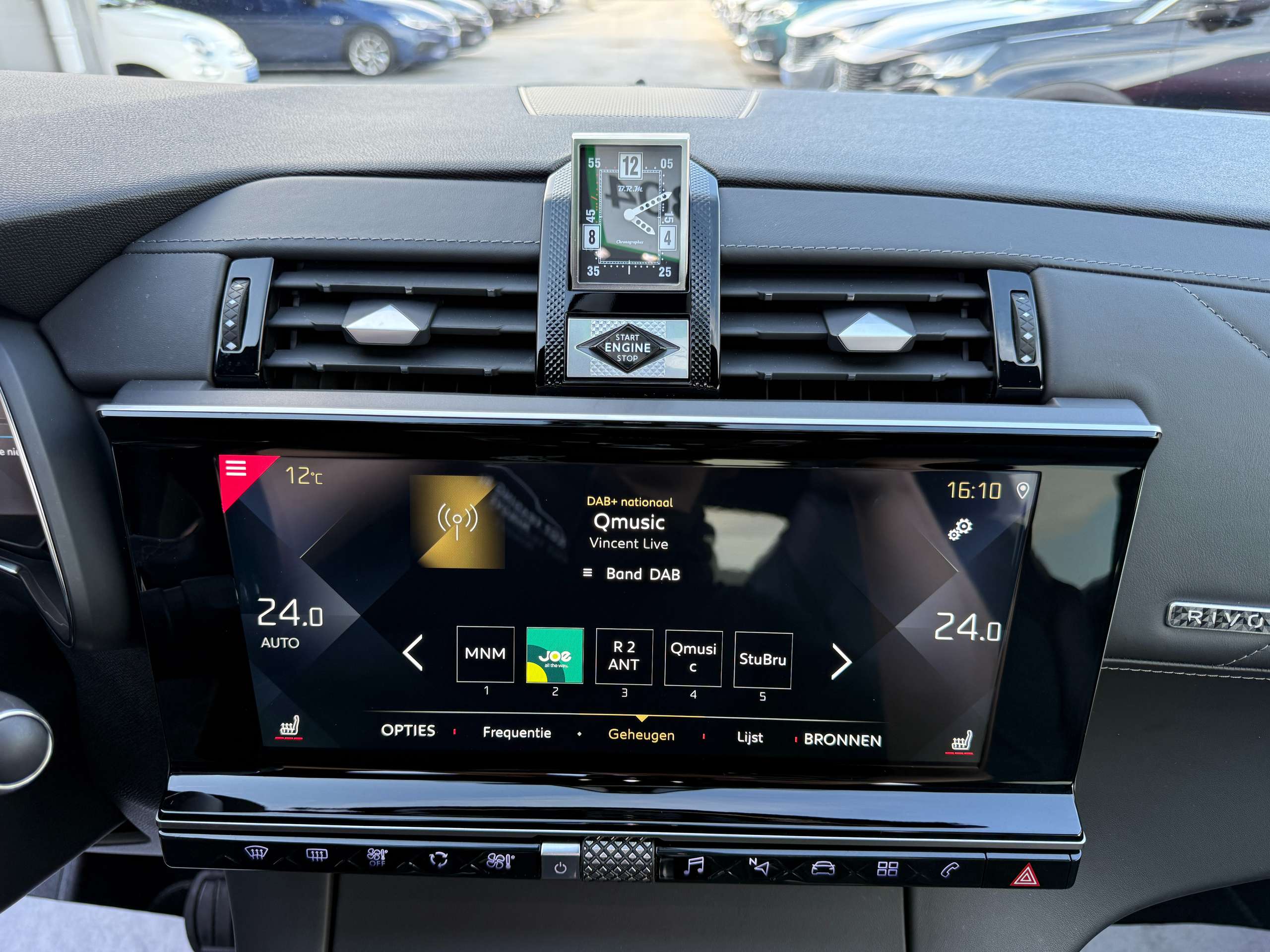 7d94b96d-618e-4e27-9a81-ee176fa68cd626-ds-automobiles-ds-7-crossback-1-2i-automaat-navigatie-leder-opendak-carplay-xenon-led.jpg