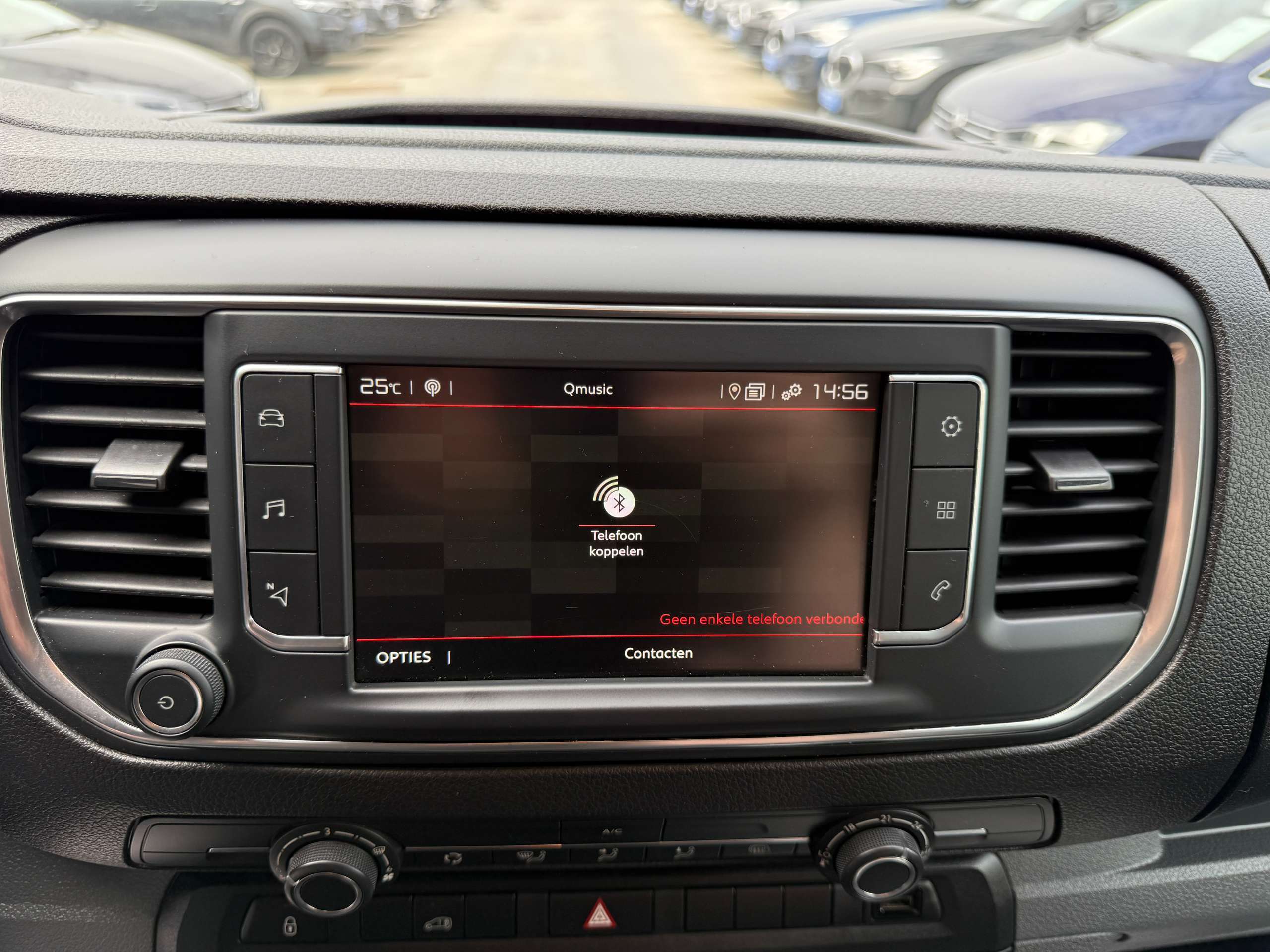 8e79190b-cae3-470a-8363-db1ccc7ca0ce22-citroen-jumpy-1-5-bluehdi-navigatie-carplay-bluetooth-3-zit-carpass.jpg