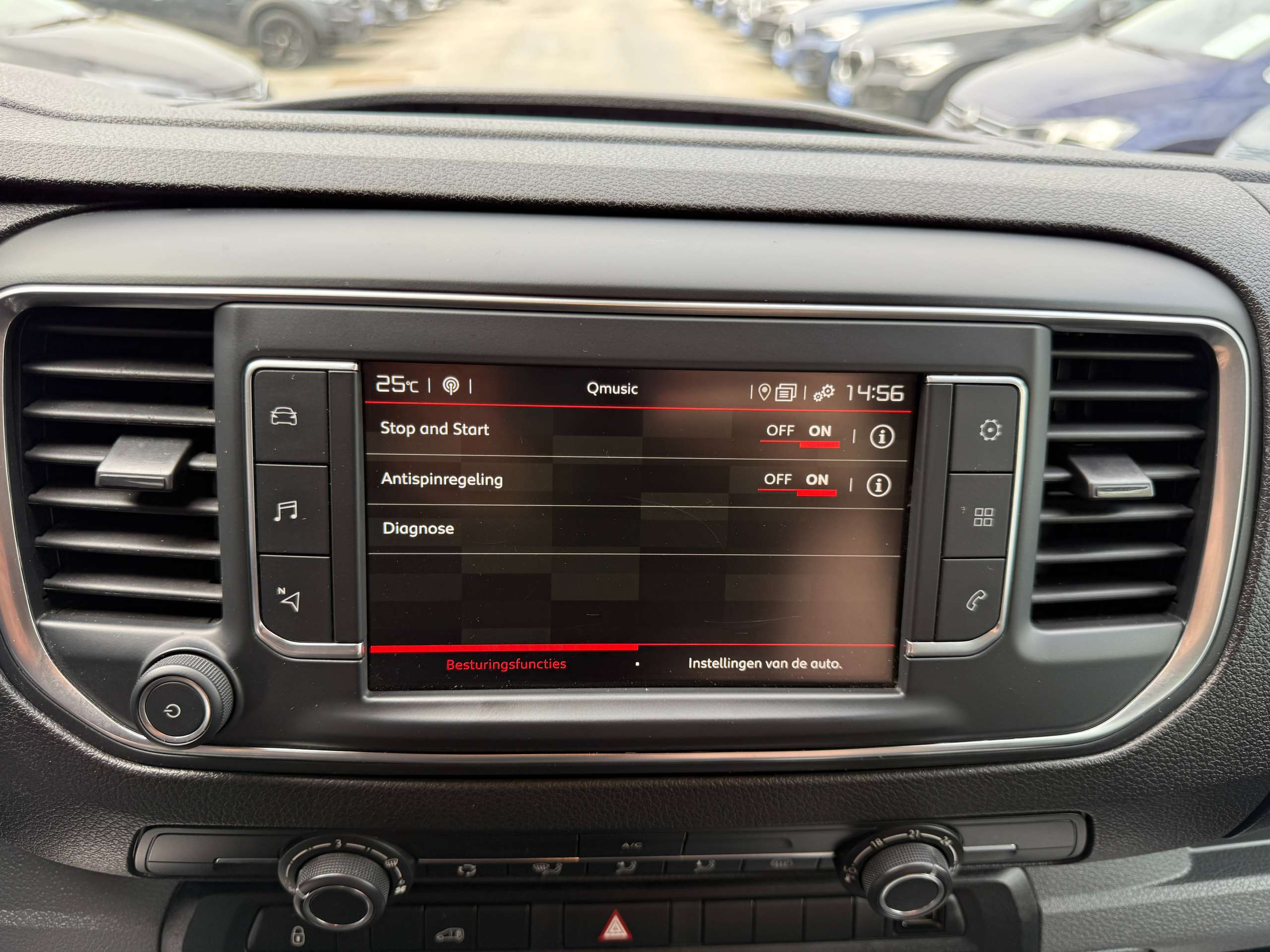 8e79190b-cae3-470a-8363-db1ccc7ca0ce23-citroen-jumpy-1-5-bluehdi-navigatie-carplay-bluetooth-3-zit-carpass.jpg