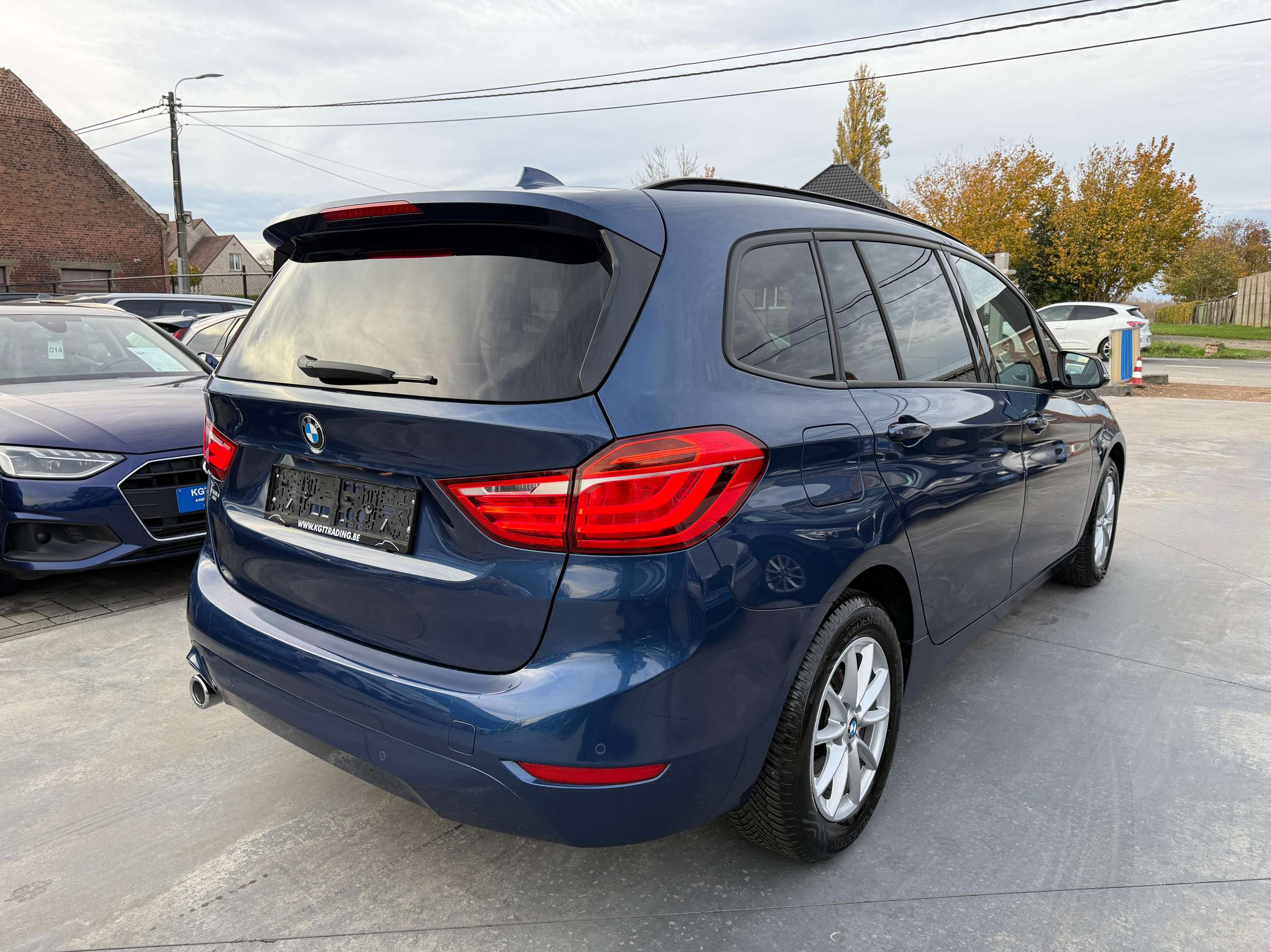 ba36e42d-3245-4c4a-a3ef-6be94748b92a5-bmw-216-d-gran-tourer-7-zit-full-led-navigatie-leder-alu.jpg