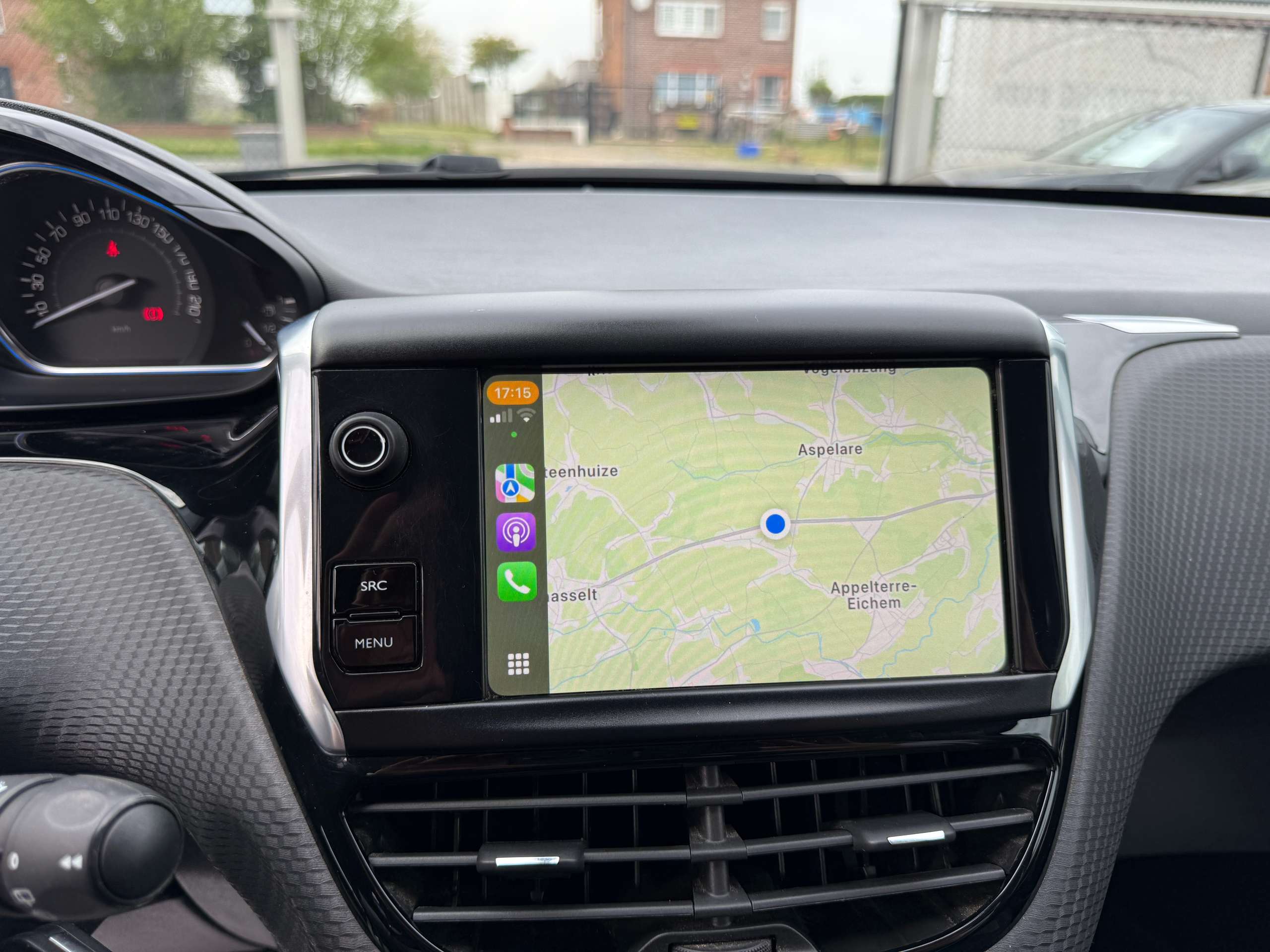 e3aa7b0b-b1a3-4797-b5d4-36ee2ecf651024-peugeot-2008-1-2i-110pk-automaat-navigatie-leder-camera-carplay-pdc.jpg