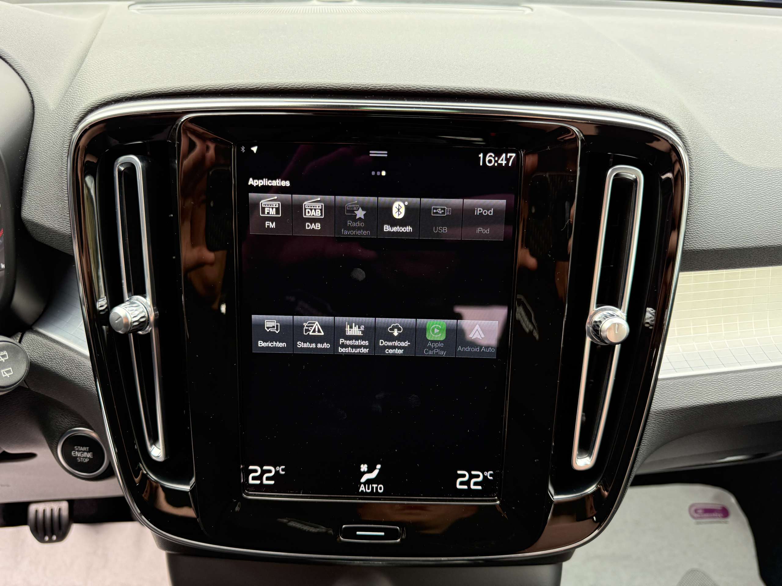 f20a5f9d-29de-4331-87e6-5446e6ca04e521-volvo-xc40-1-5-t2-navigatie-full-led-camera-carplay-trekhaak.jpg
