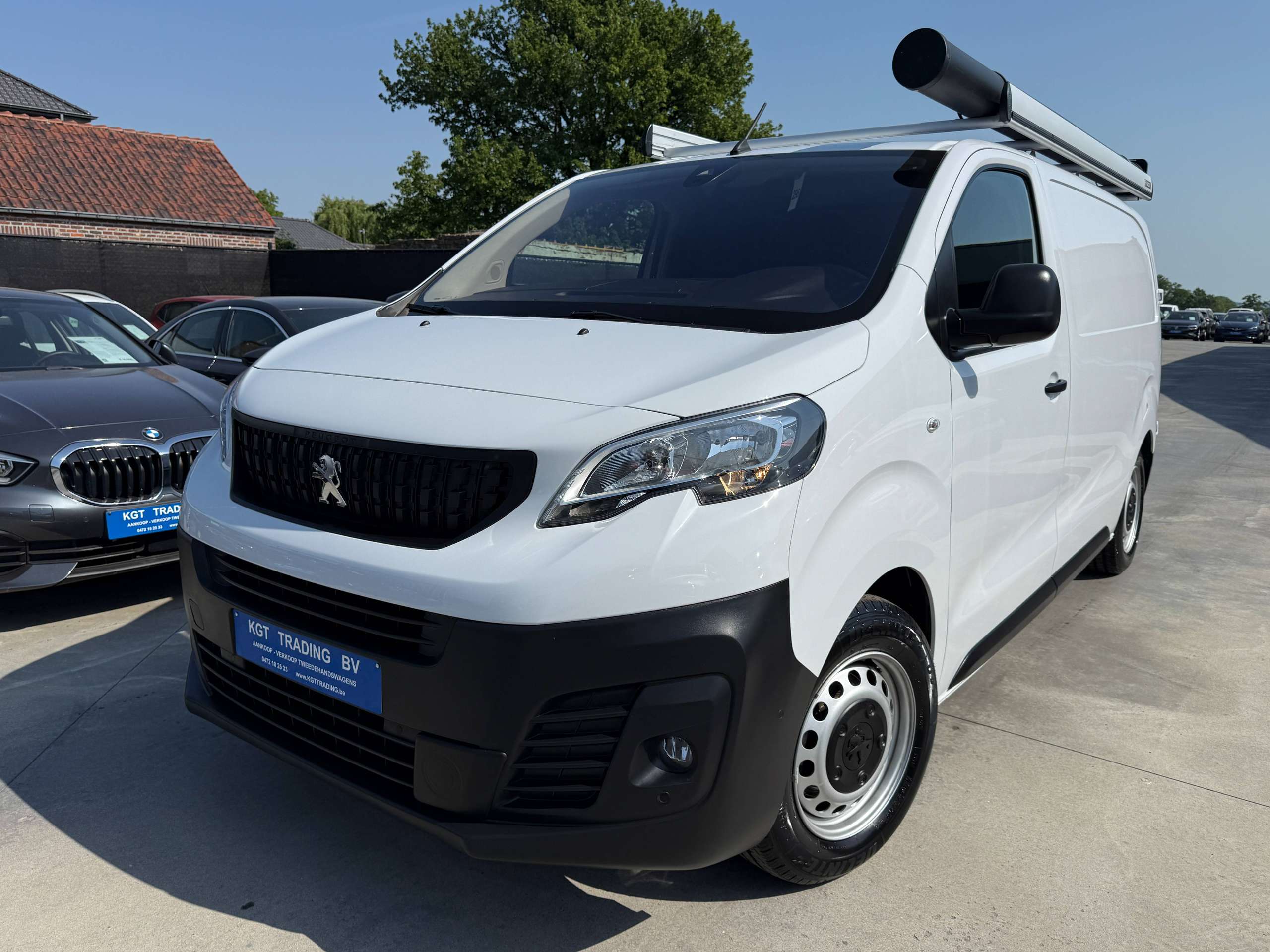 064e4d65-6357-4cdb-8be7-3a92f2eb8c031-peugeot-expert-2-0-bluehdi-3zit-automaat-dakrek-navi-camera-carplay-led-pdc.jpg