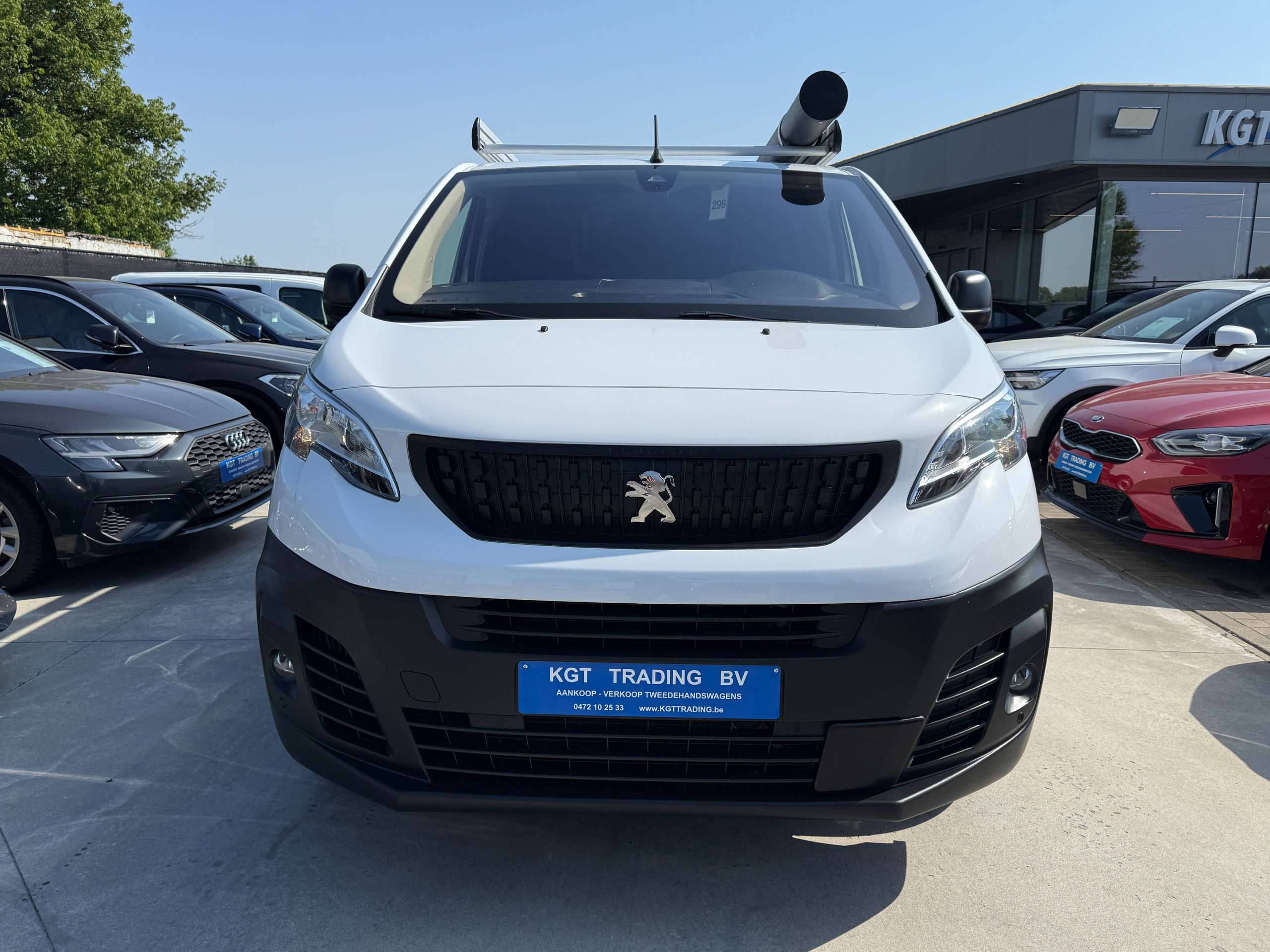 064e4d65-6357-4cdb-8be7-3a92f2eb8c032-peugeot-expert-2-0-bluehdi-3zit-automaat-dakrek-navi-camera-carplay-led-pdc.jpg