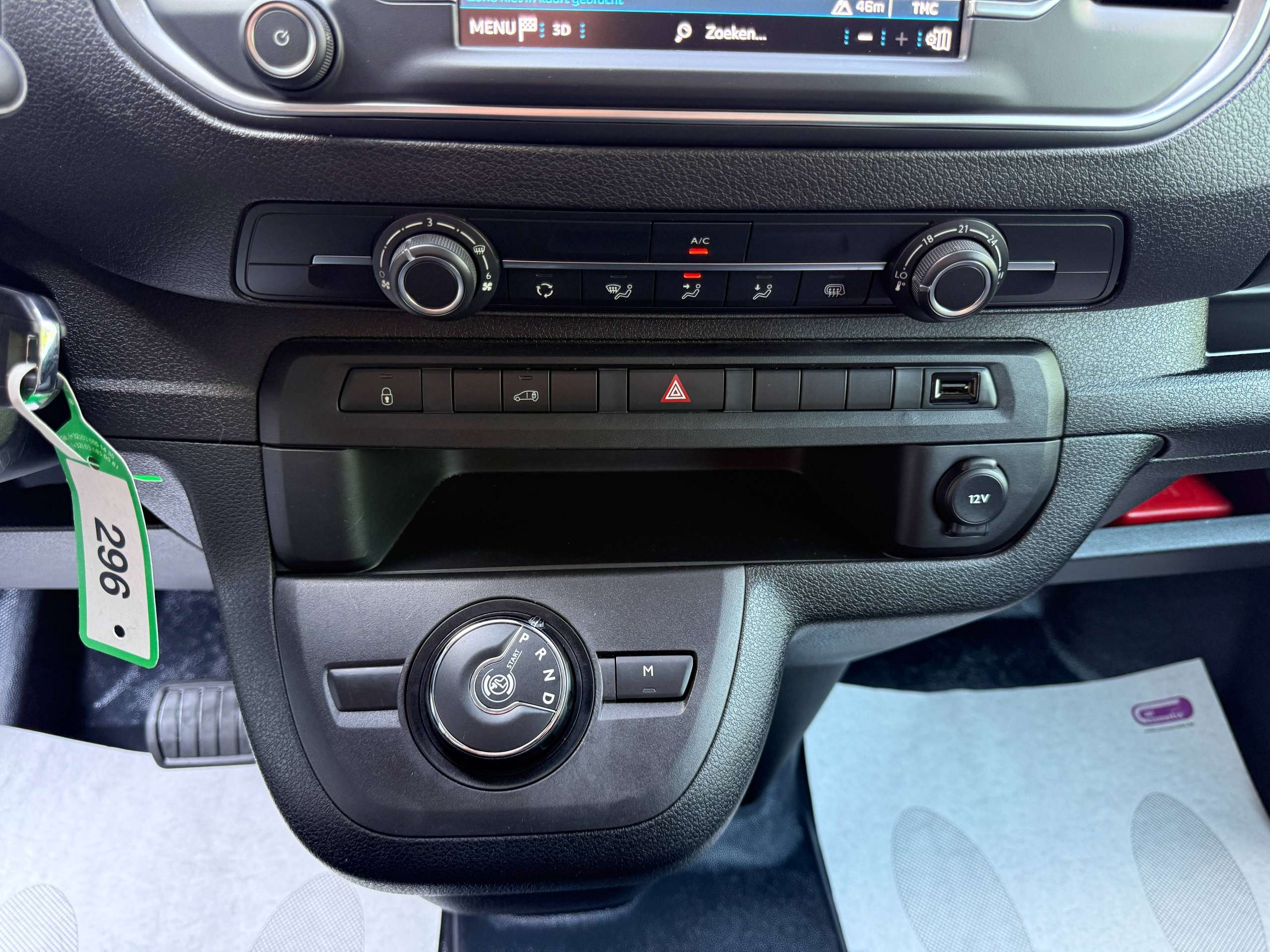 064e4d65-6357-4cdb-8be7-3a92f2eb8c0322-peugeot-expert-2-0-bluehdi-3zit-automaat-dakrek-navi-camera-carplay-led-pdc.jpg