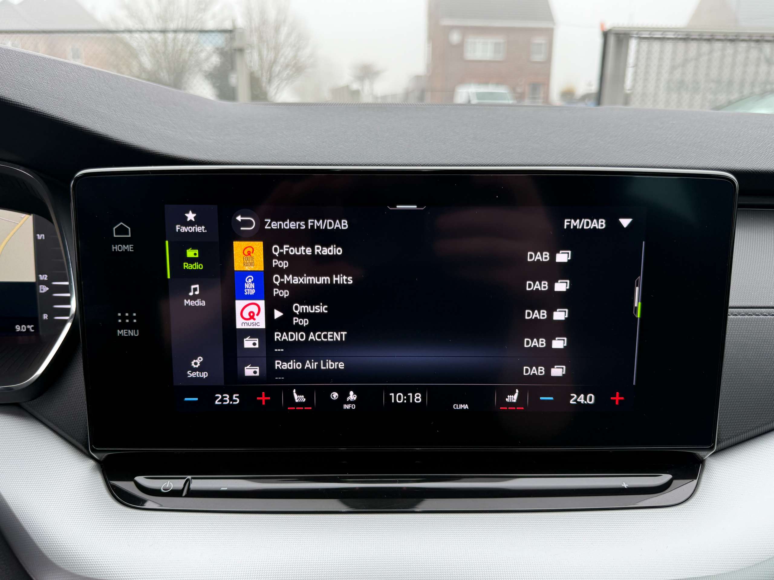 0692bb26-2023-4e2b-aadb-ea67397836cc28-skoda-octavia-1-0-tsi-full-led-navi-carplay-dab-adaptieve-cruise.jpg