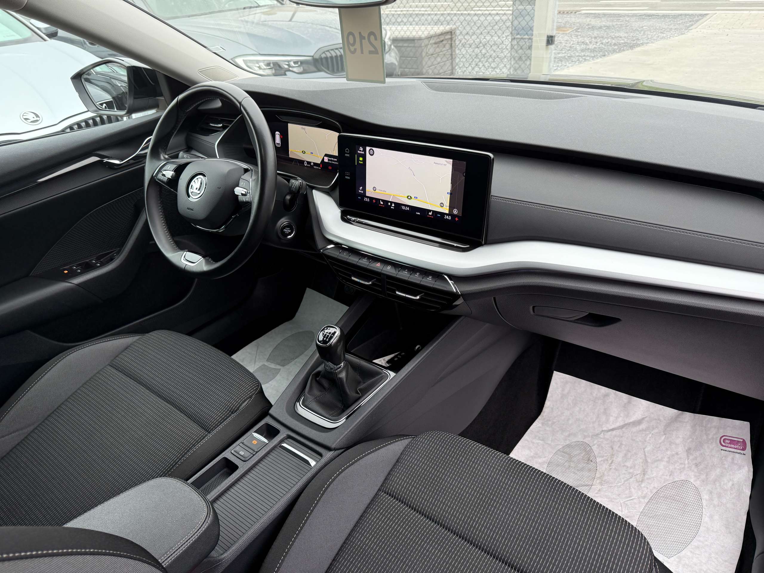 0692bb26-2023-4e2b-aadb-ea67397836cc32-skoda-octavia-1-0-tsi-full-led-navi-carplay-dab-adaptieve-cruise.jpg