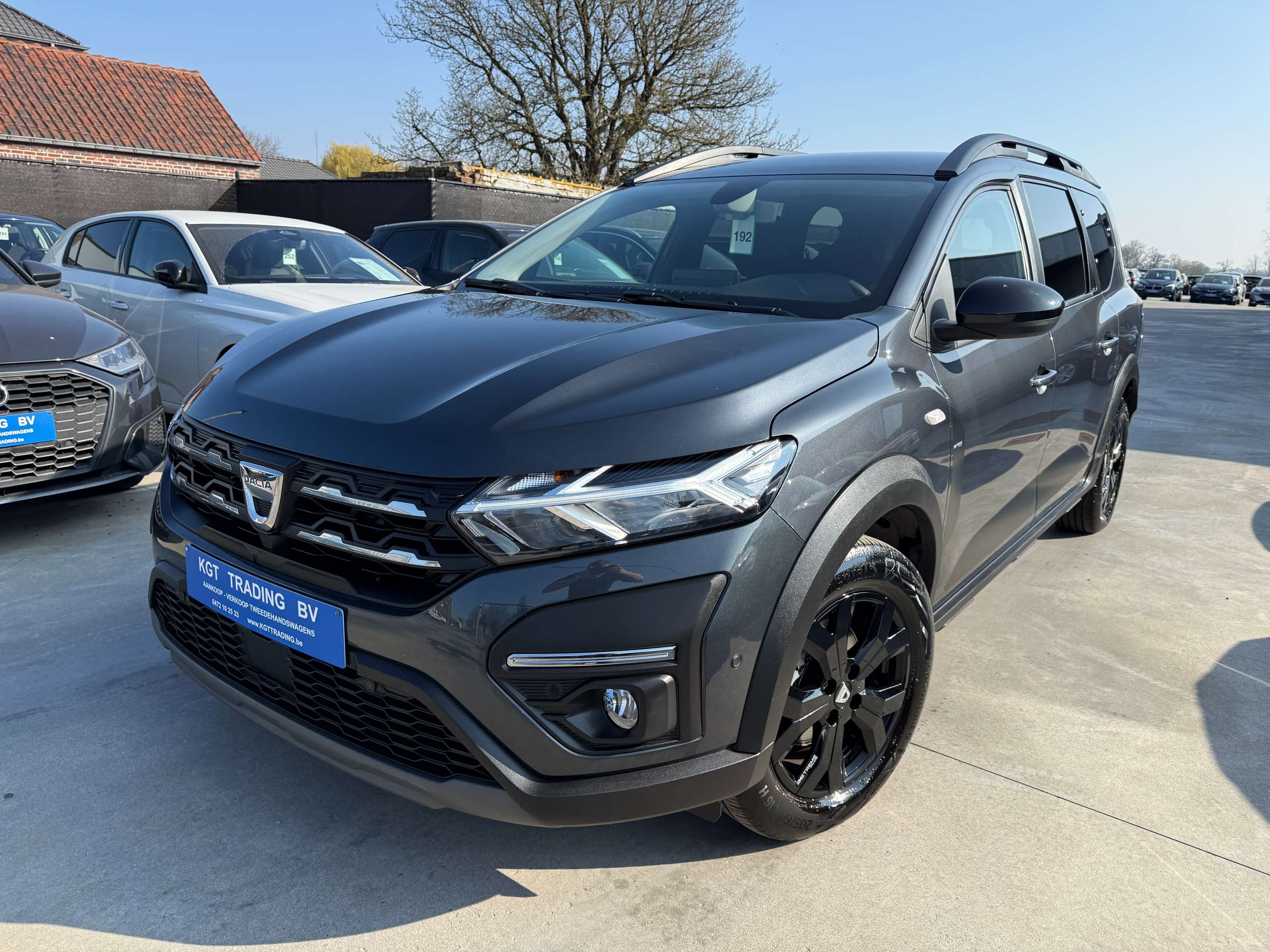 0890e3ed-979b-4f05-9626-b6af96f1365b1-dacia-jogger-1-0-tce-extreme-7-zit-navigatie-camera-dab-pdc-alu.jpg