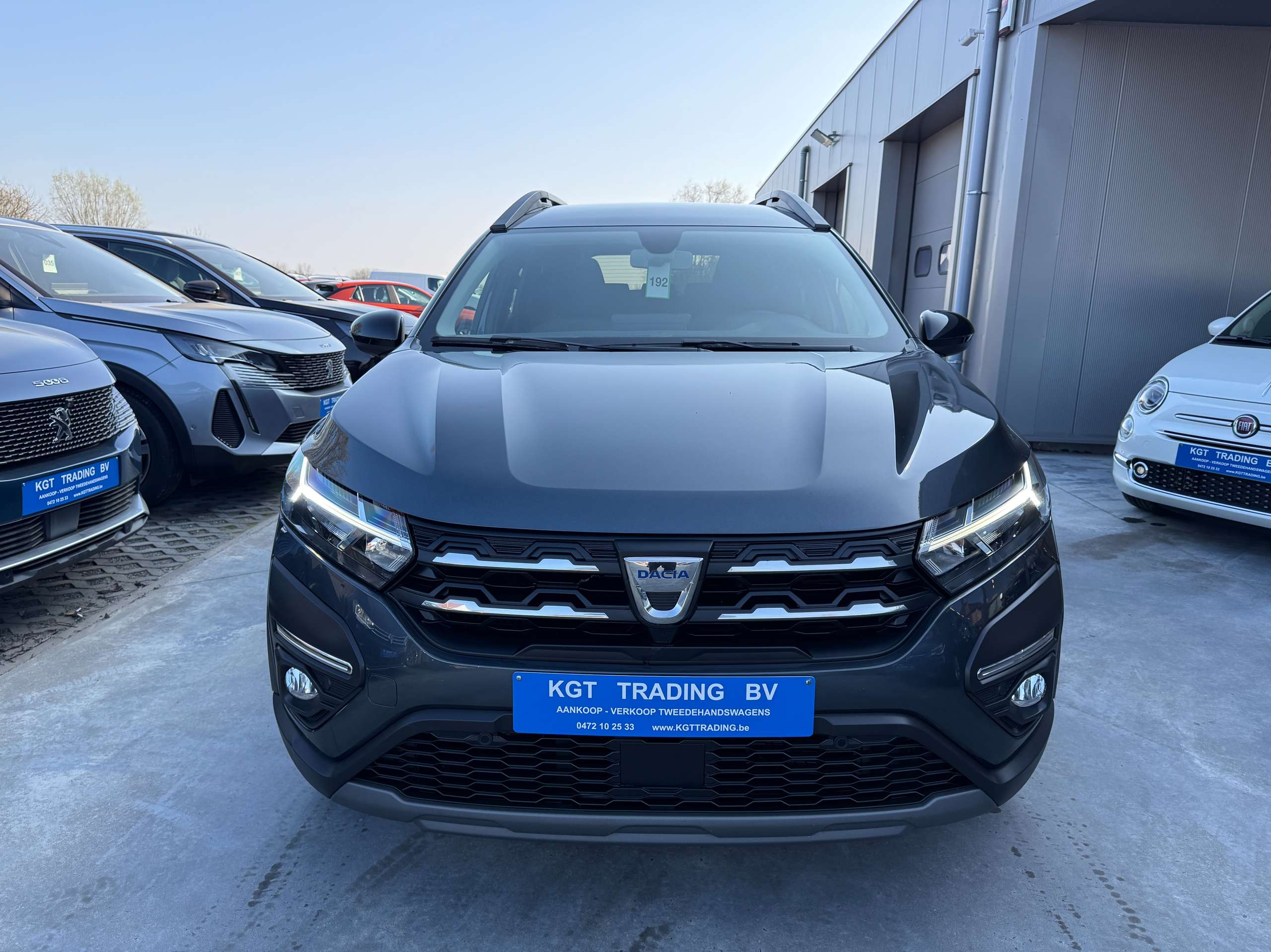 0890e3ed-979b-4f05-9626-b6af96f1365b11-dacia-jogger-1-0-tce-extreme-7-zit-navigatie-camera-dab-pdc-alu.jpg