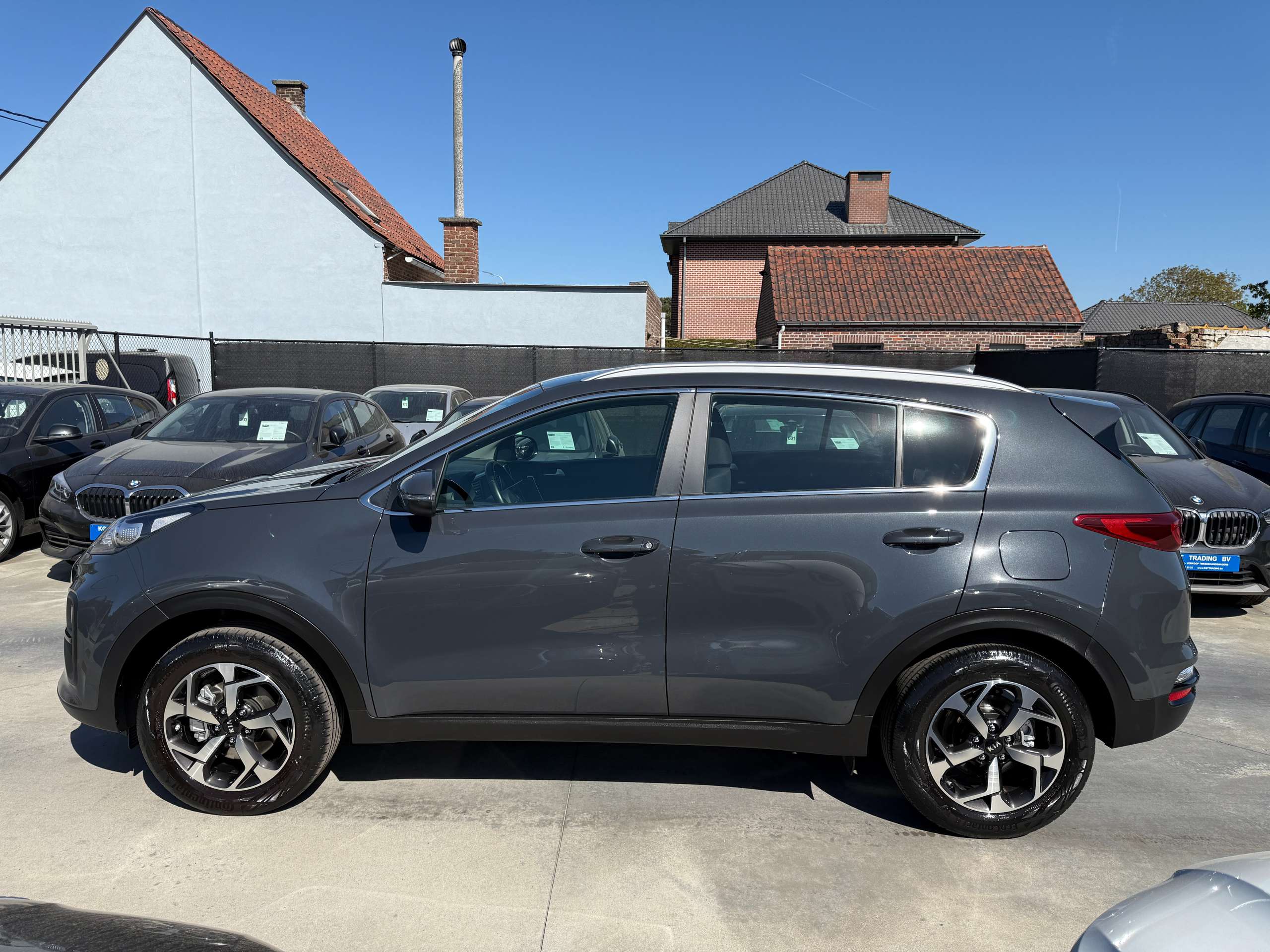 145e3be5-0a99-495f-a754-4c83c1a917ae8-kia-sportage-1-6i-132pk-navigatie-camera-carplay-led-bluetooth-pdc-alu.jpg