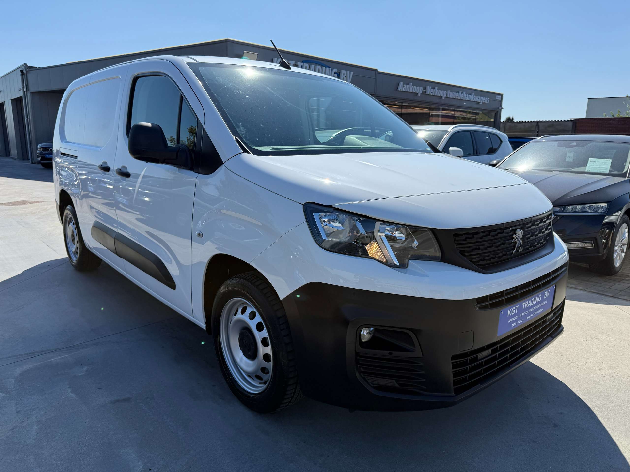 1cc287de-2a95-45b1-80c3-83d932056a4f3-peugeot-partner-1-6-bluehdi-l2-bluetooth-parkeersensoren-airco.jpg