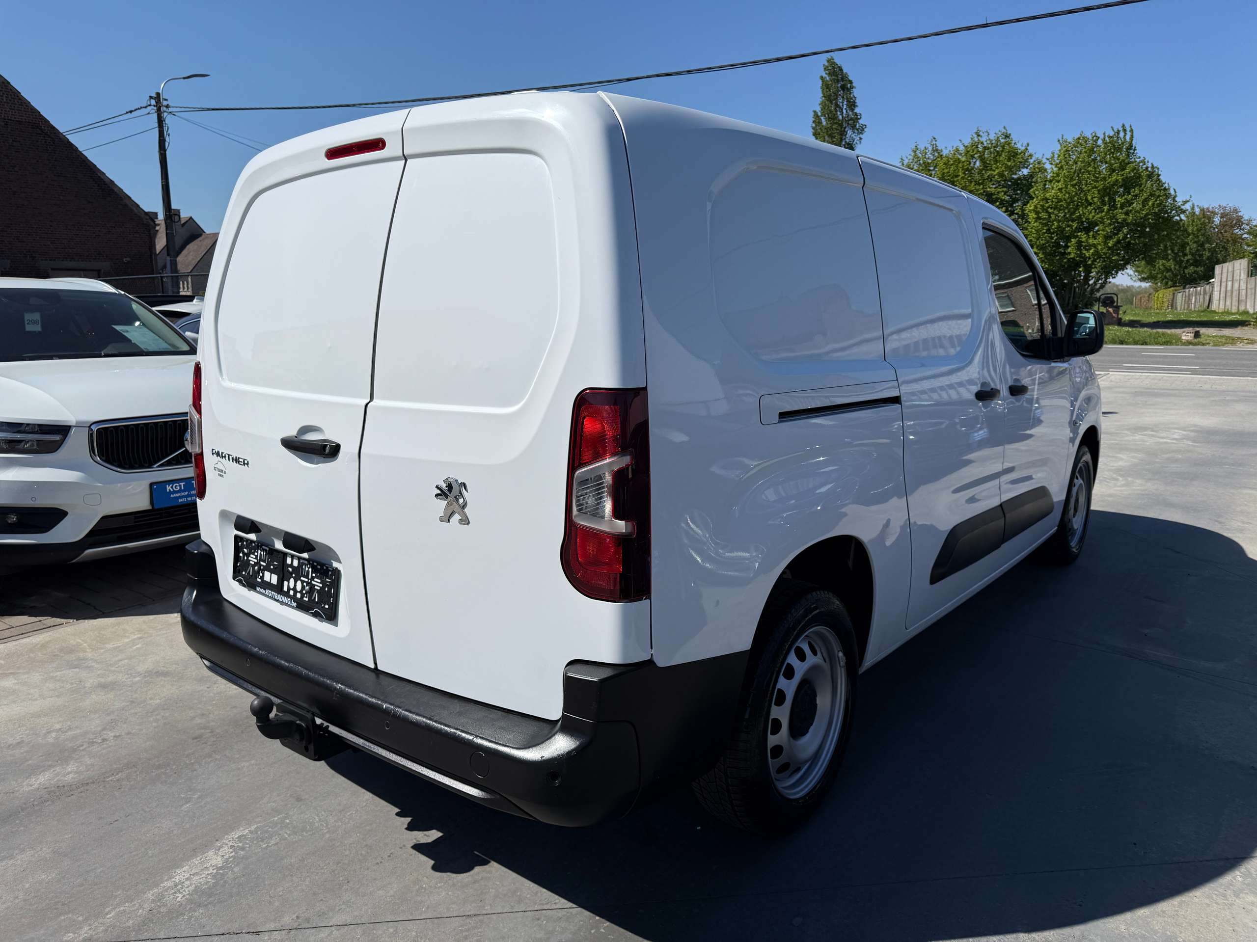 1cc287de-2a95-45b1-80c3-83d932056a4f5-peugeot-partner-1-6-bluehdi-l2-bluetooth-parkeersensoren-airco.jpg
