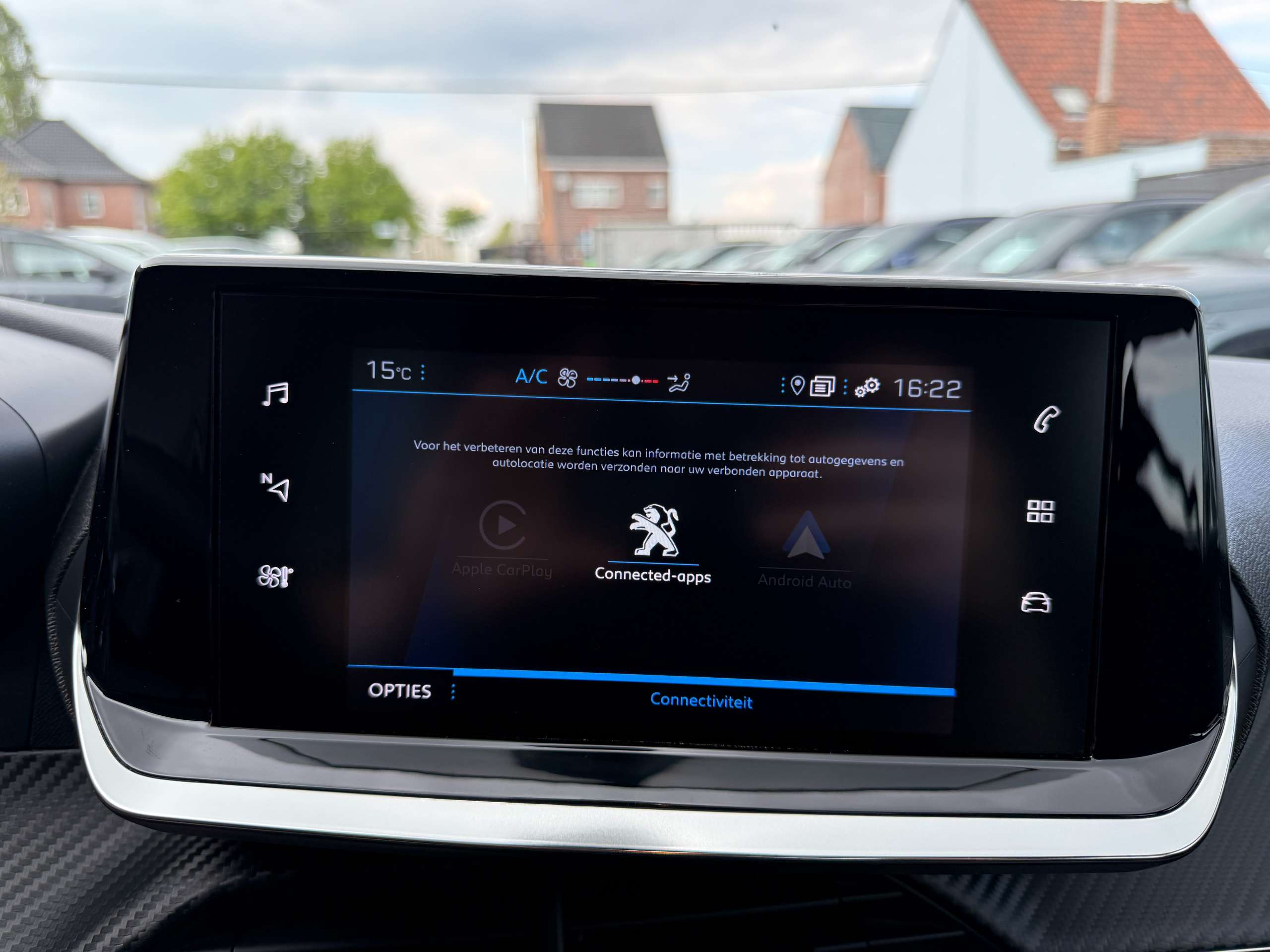 1dfe5d1e-da5f-4c01-880e-4c1ad8336c2720-peugeot-208-1-2i-full-led-navigatie-carplay-alu-bluetooth-pdc.jpg