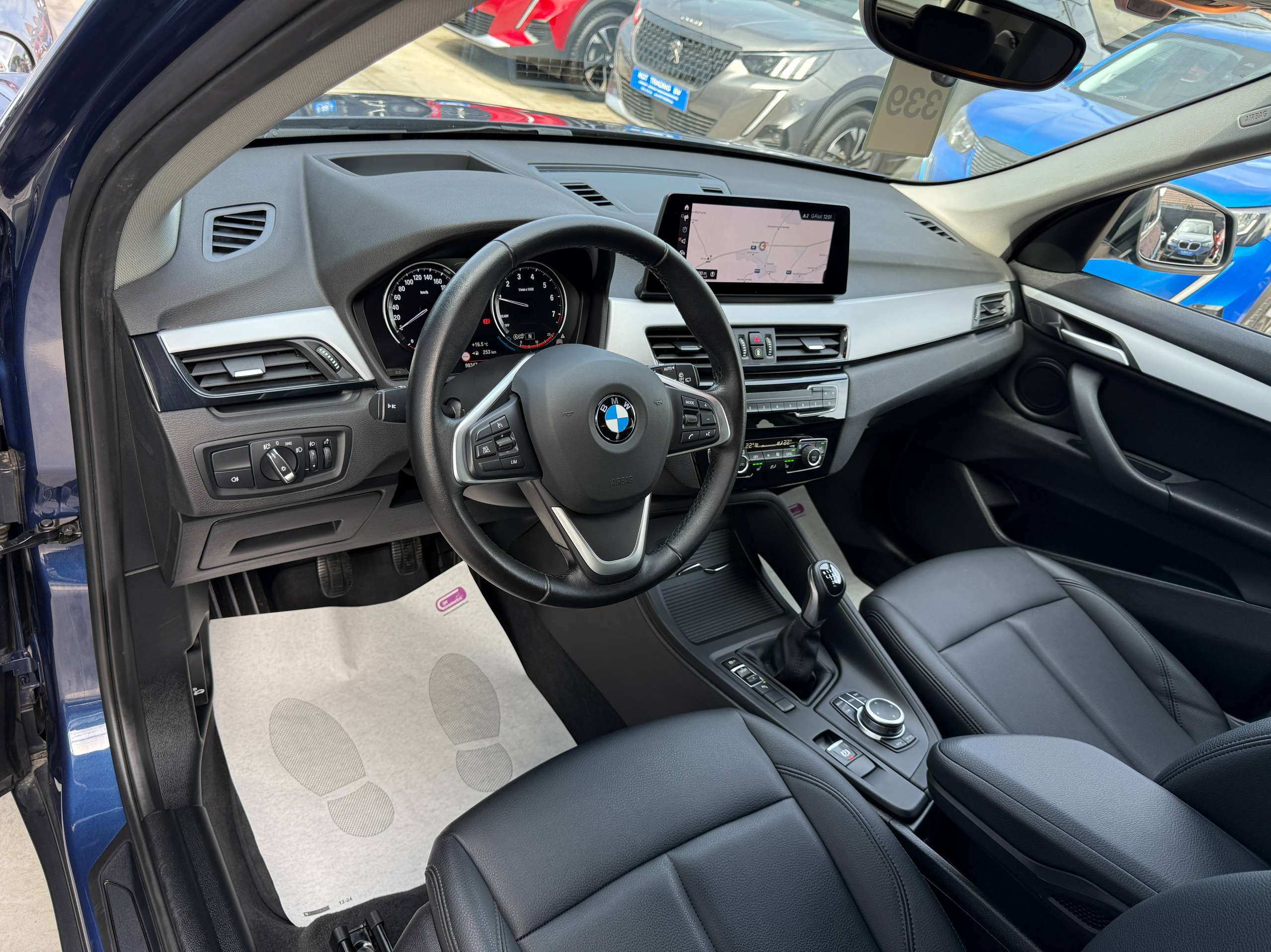 2115222e-3753-426c-b788-438dcb2ab83712-bmw-x1-1-5i-navigatie-leder-camera-head-up-zetelverwarming.jpg