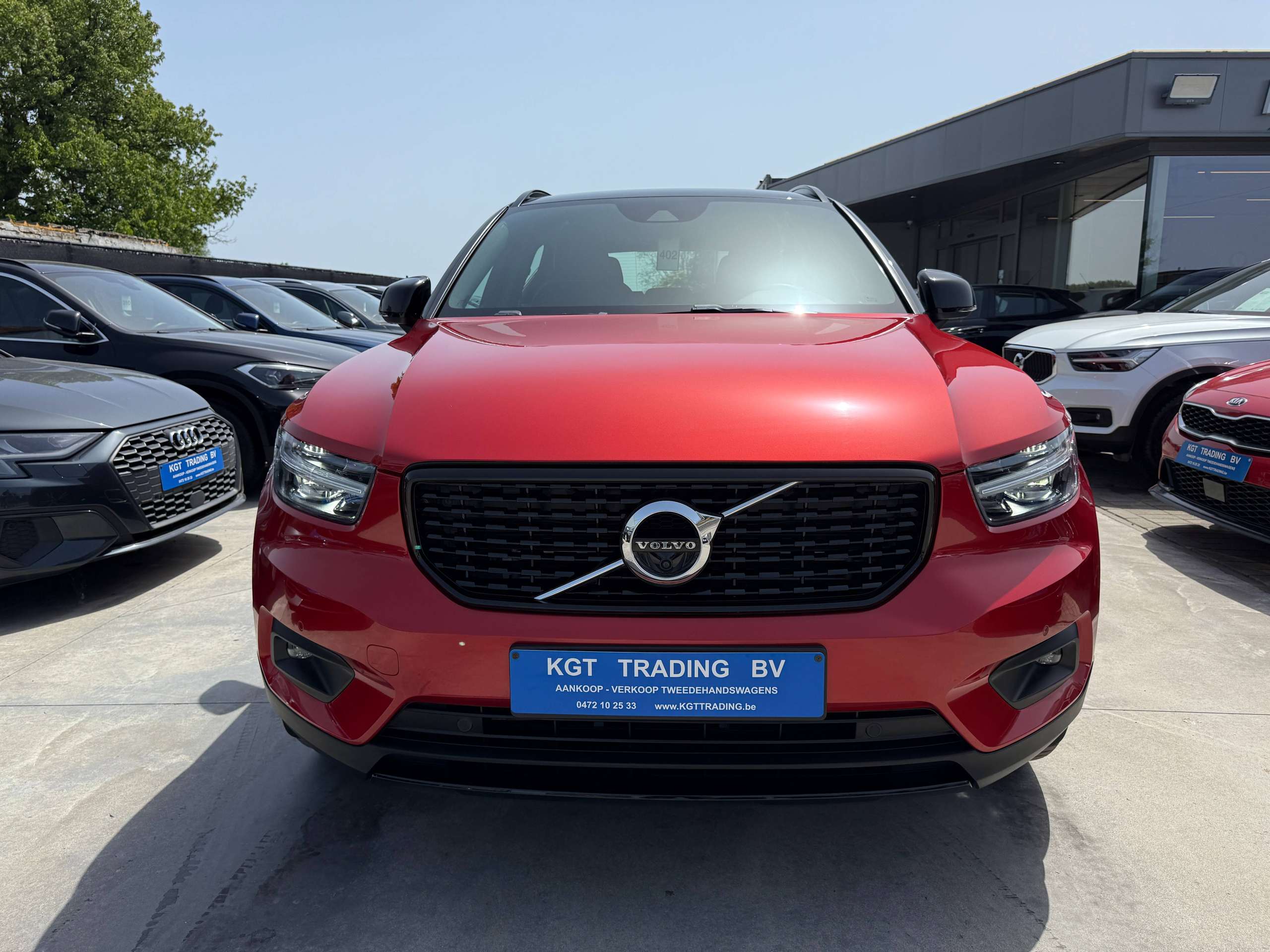 26fdc614-43e4-495b-b5fe-ee216efbca9c2-volvo-xc40-1-5-t4-r-design-hybride-360-camera-lane-assist-carplay-dab-leder.jpg