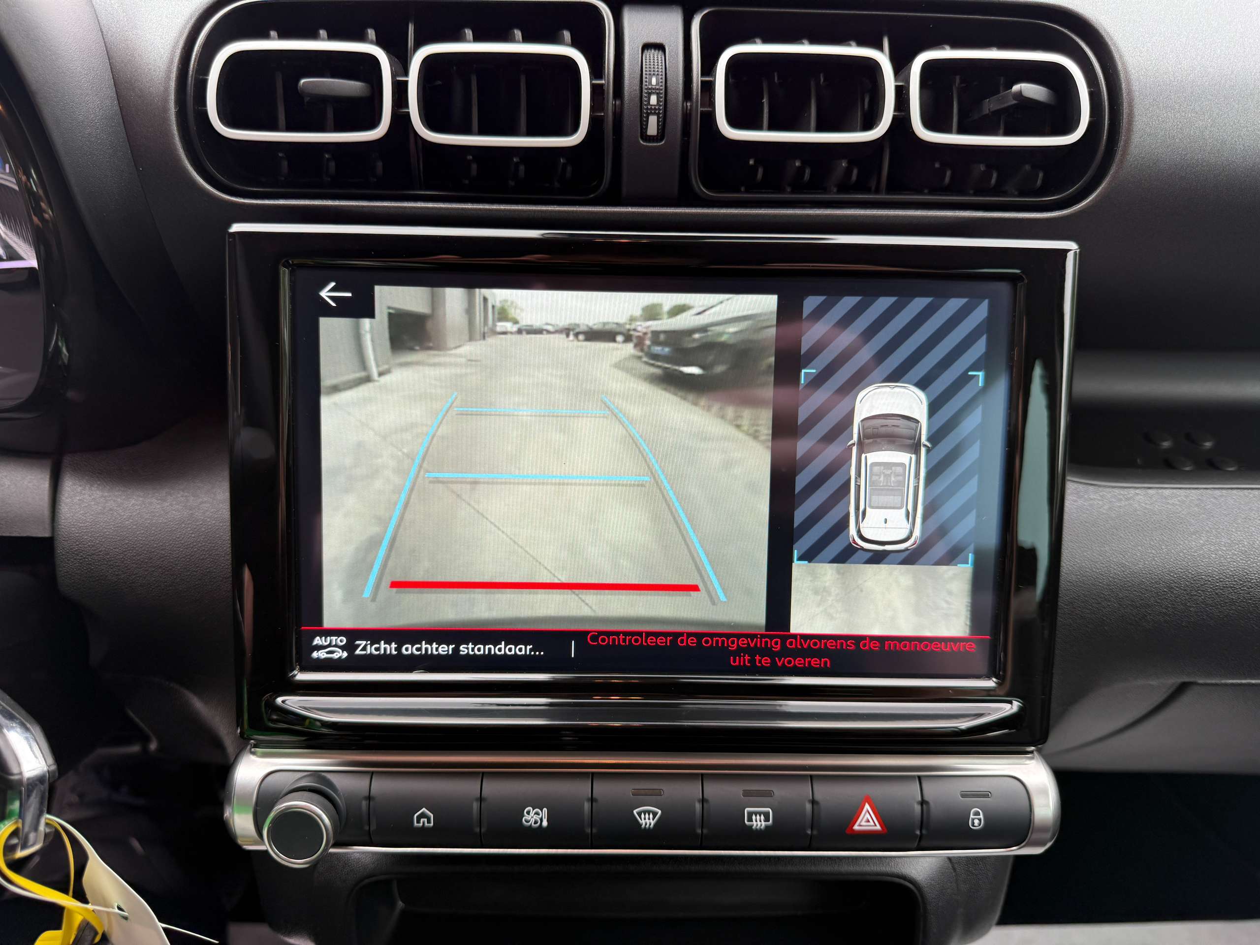 2e0630f2-e737-437f-9181-db7269a7335f19-citroen-c3-aircross-1-2i-110pk-facelift-full-led-navigatie-camera-carplay-pdc.jpg