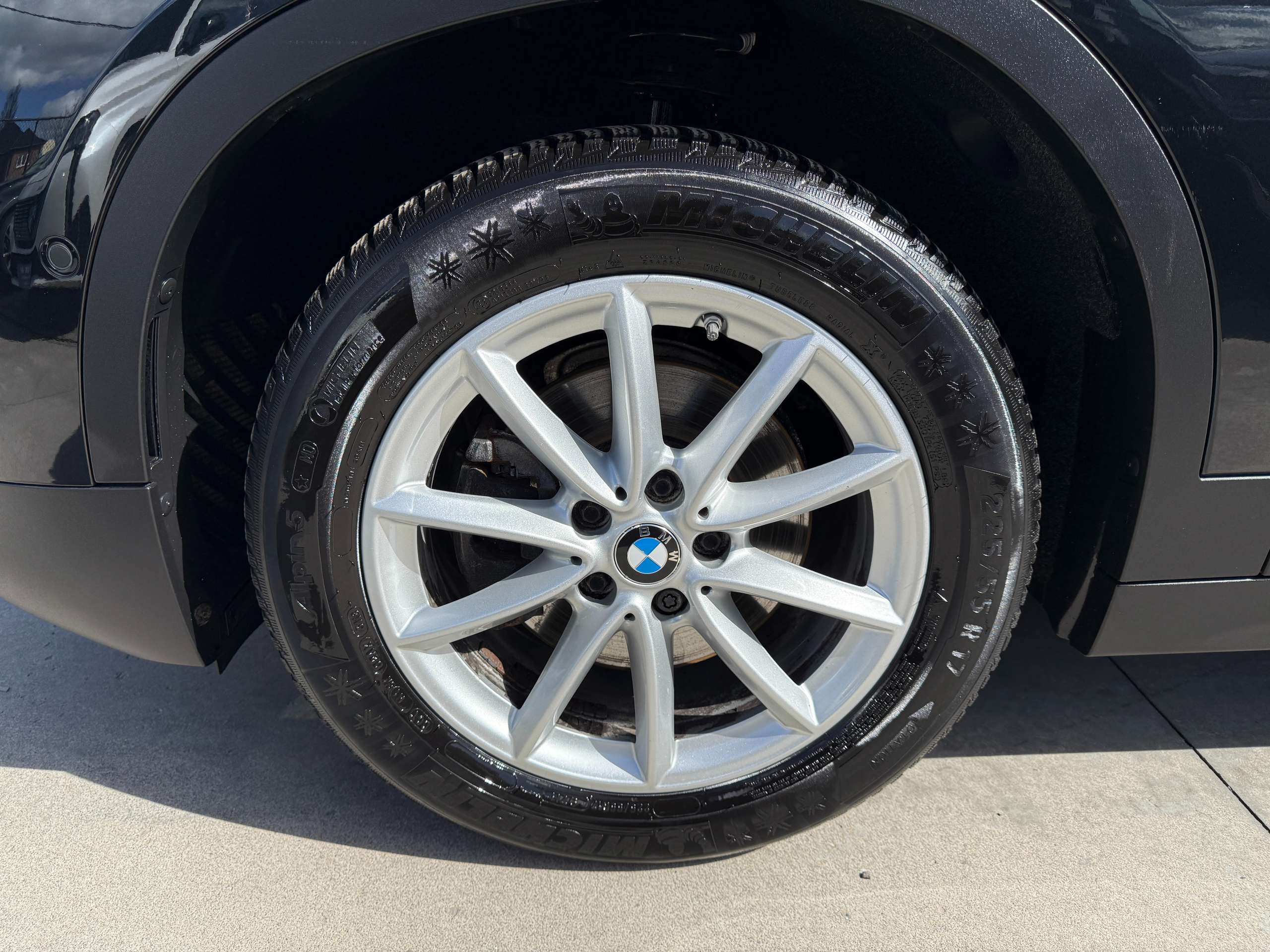 3181bf87-0ca2-436d-8a25-f38ca0207c1b12-bmw-x2-1-5i-136pk-automaat-navigatie-zetelverwarming-pdc.jpg