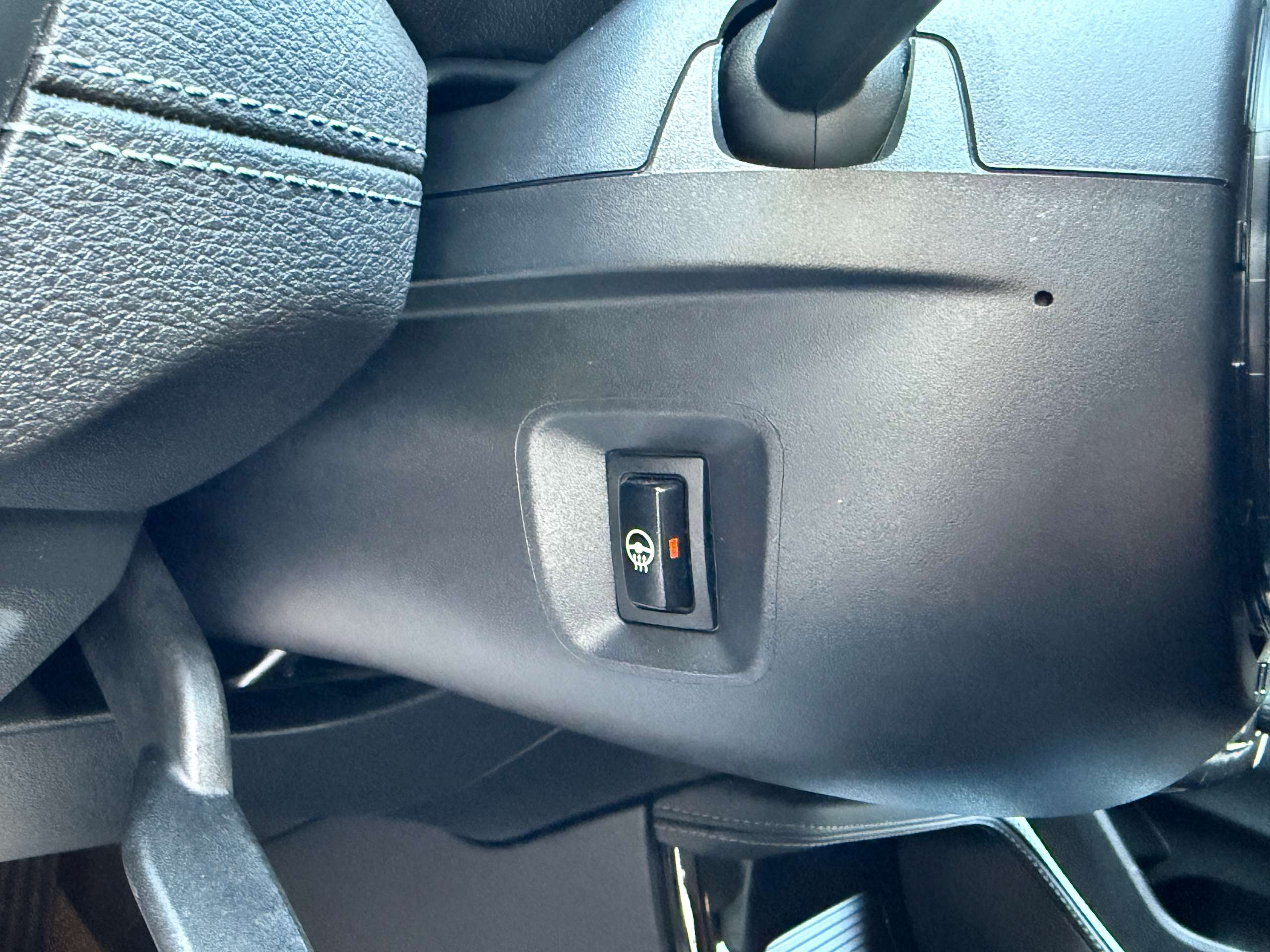 3181bf87-0ca2-436d-8a25-f38ca0207c1b18-bmw-x2-1-5i-136pk-automaat-navigatie-zetelverwarming-pdc.jpg