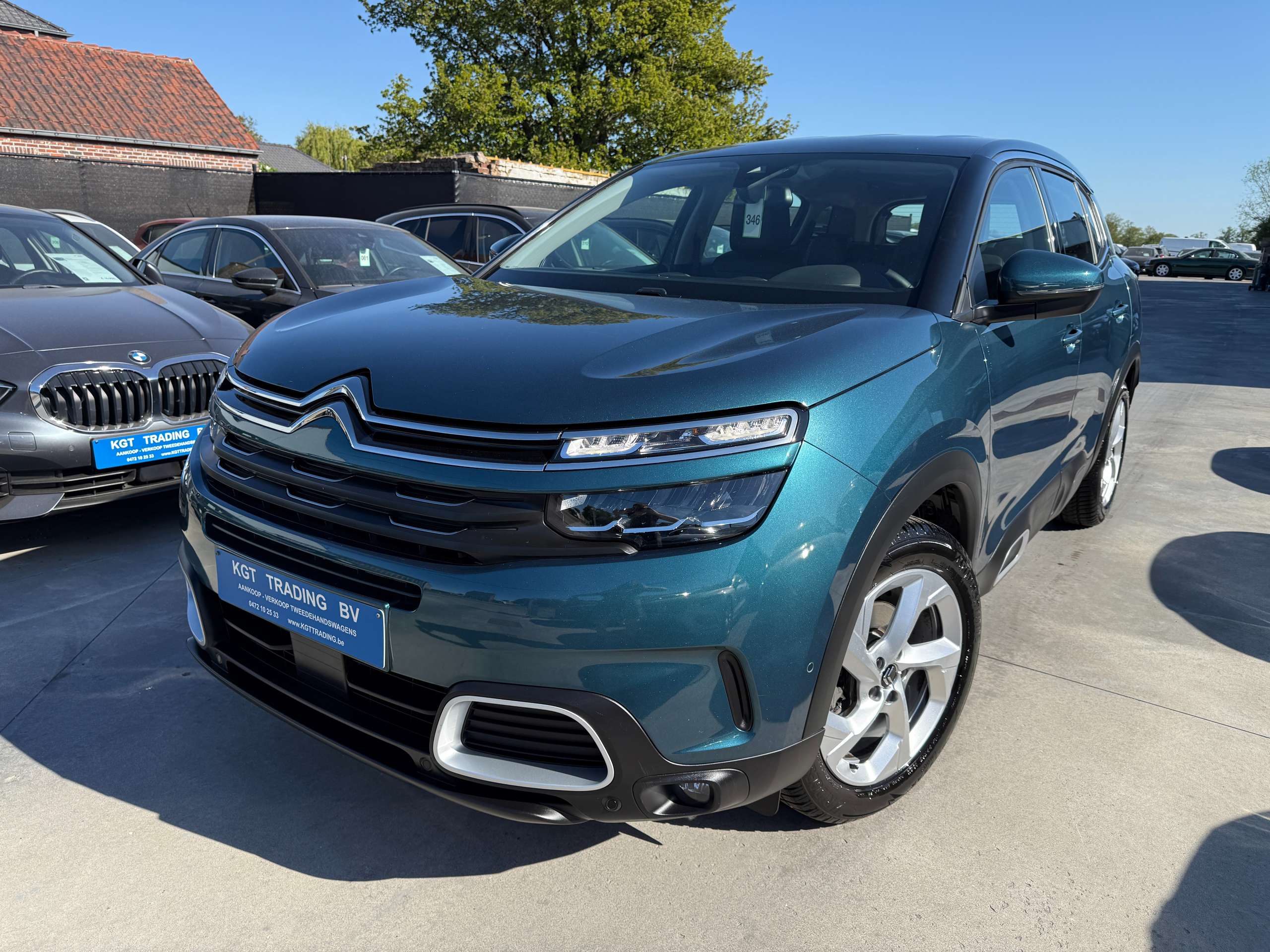 3697a136-e0d7-420b-a00b-4c6e42b9b2ac1-citroen-c5-aircross-1-2i-130pk-automaat-navigatie-leder-camera-carplay-led-alu.jpg