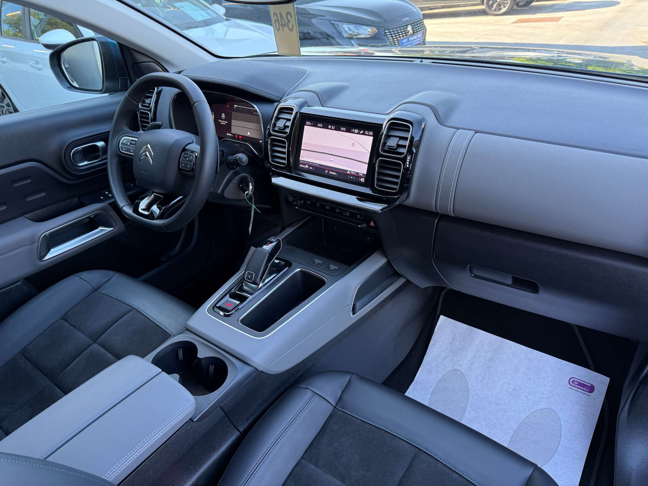 3697a136-e0d7-420b-a00b-4c6e42b9b2ac26-citroen-c5-aircross-1-2i-130pk-automaat-navigatie-leder-camera-carplay-led-alu.jpg