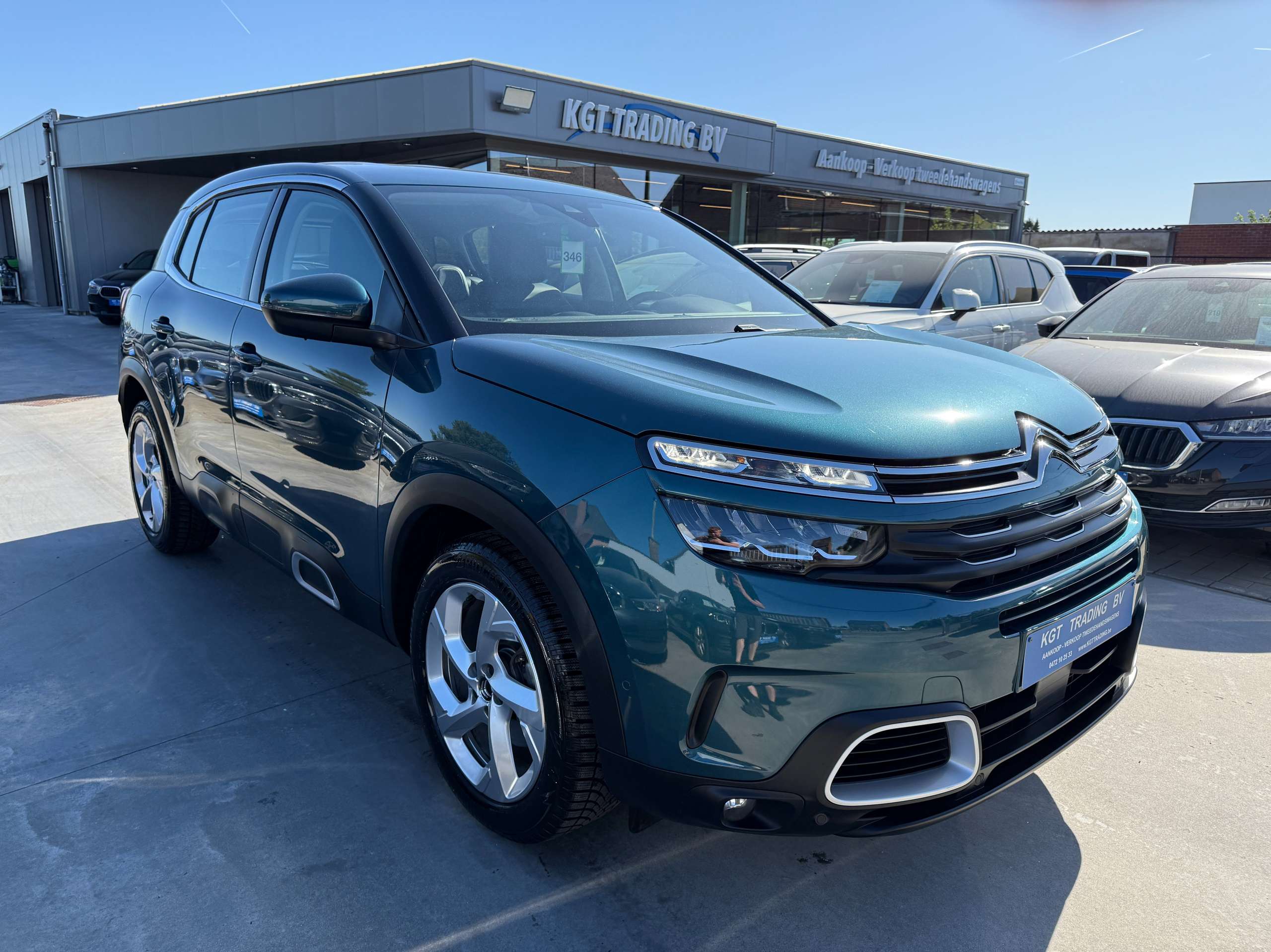 3697a136-e0d7-420b-a00b-4c6e42b9b2ac3-citroen-c5-aircross-1-2i-130pk-automaat-navigatie-leder-camera-carplay-led-alu.jpg