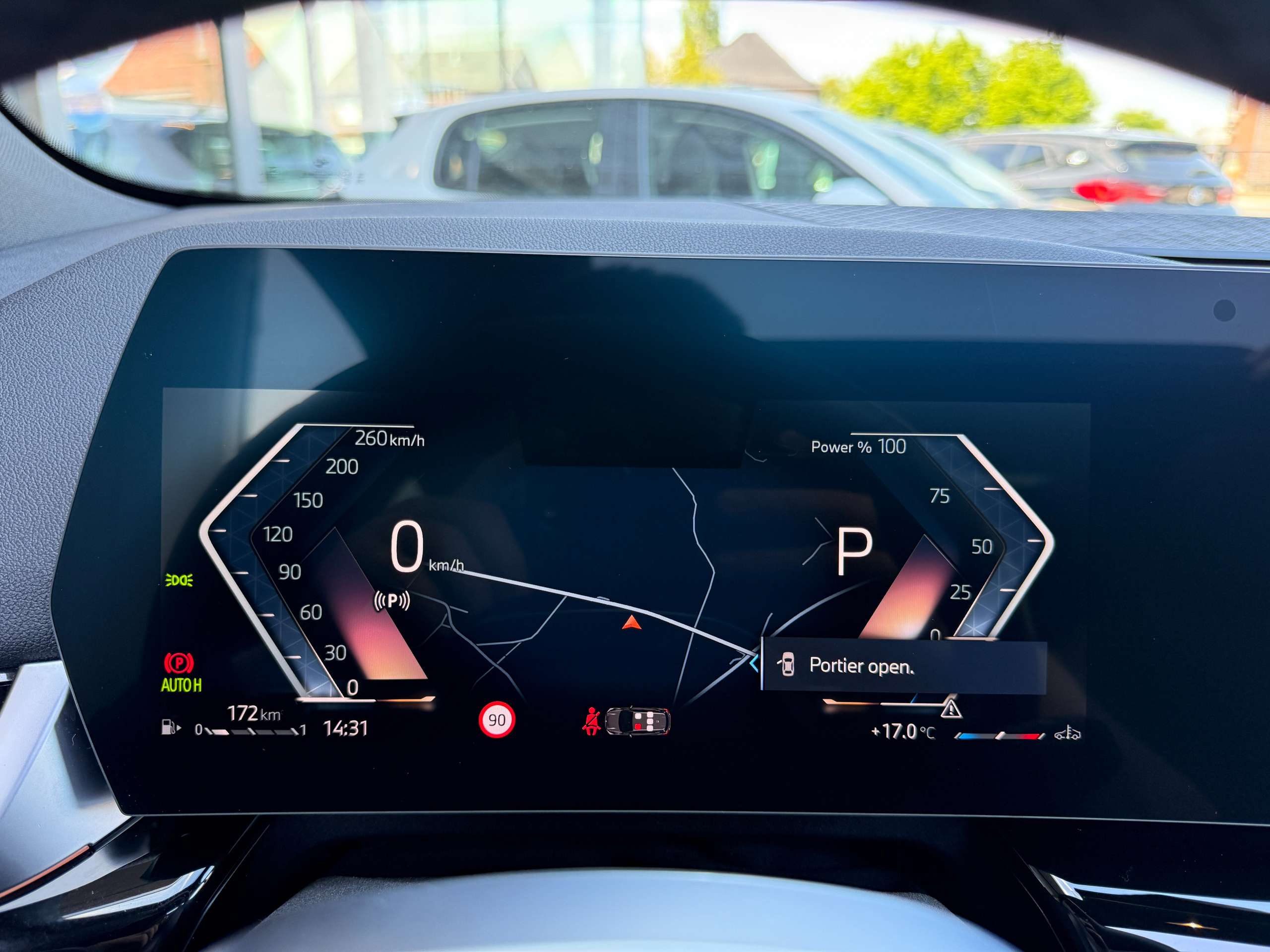 4b309a28-684a-4697-a31e-f3d713dfde3018-bmw-218-i-automaat-active-tourer-zwart-leder-opendak-camera-carplay.jpg