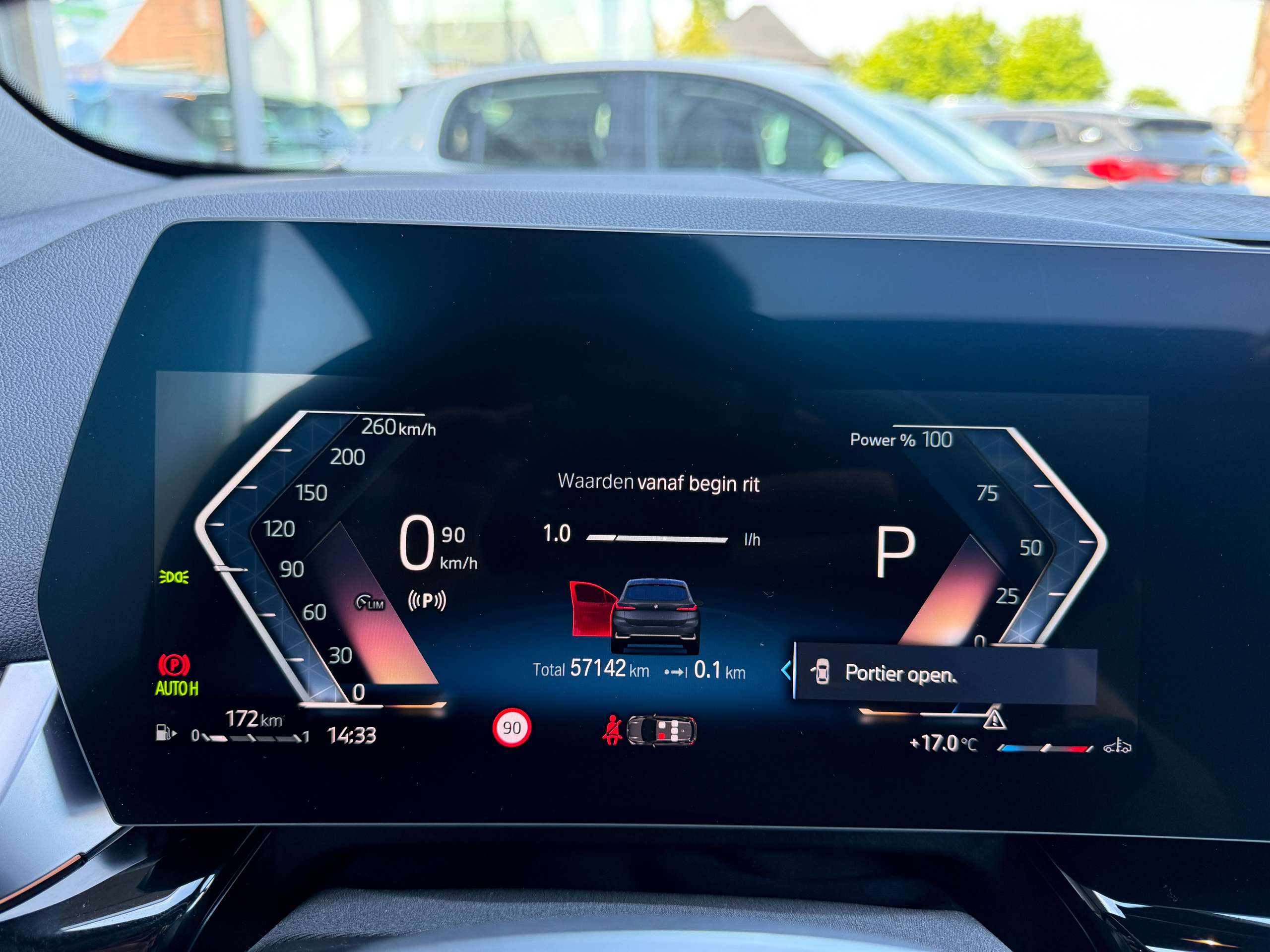 4b309a28-684a-4697-a31e-f3d713dfde3029-bmw-218-i-automaat-active-tourer-zwart-leder-opendak-camera-carplay.jpg