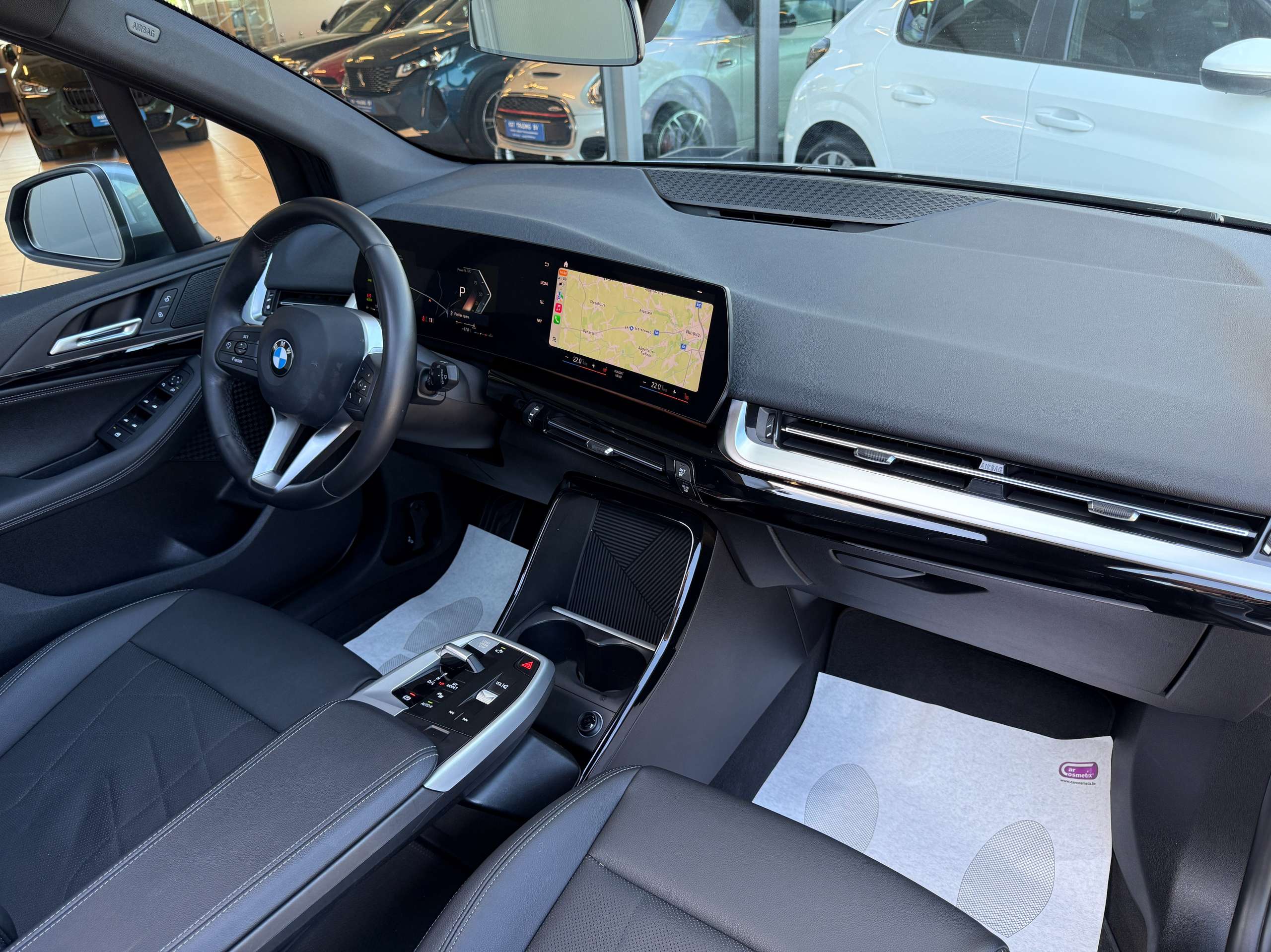 4b309a28-684a-4697-a31e-f3d713dfde3031-bmw-218-i-automaat-active-tourer-zwart-leder-opendak-camera-carplay.jpg