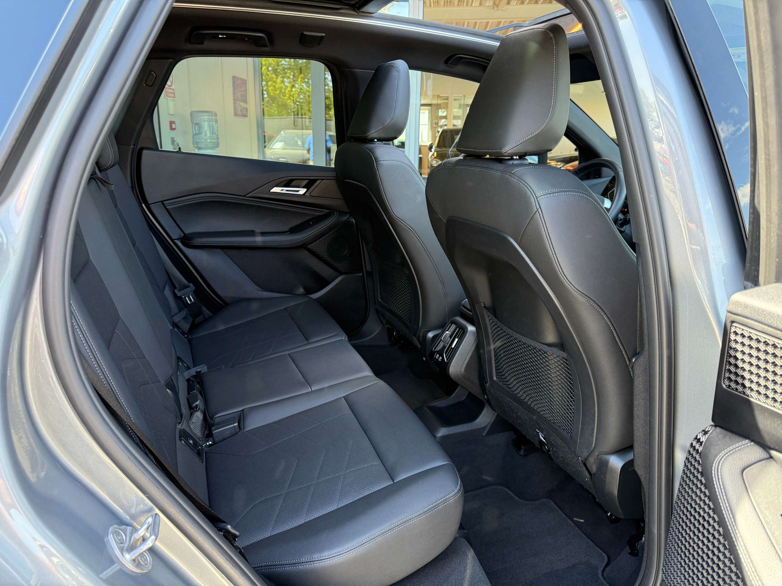 4b309a28-684a-4697-a31e-f3d713dfde3035-bmw-218-i-automaat-active-tourer-zwart-leder-opendak-camera-carplay.jpg