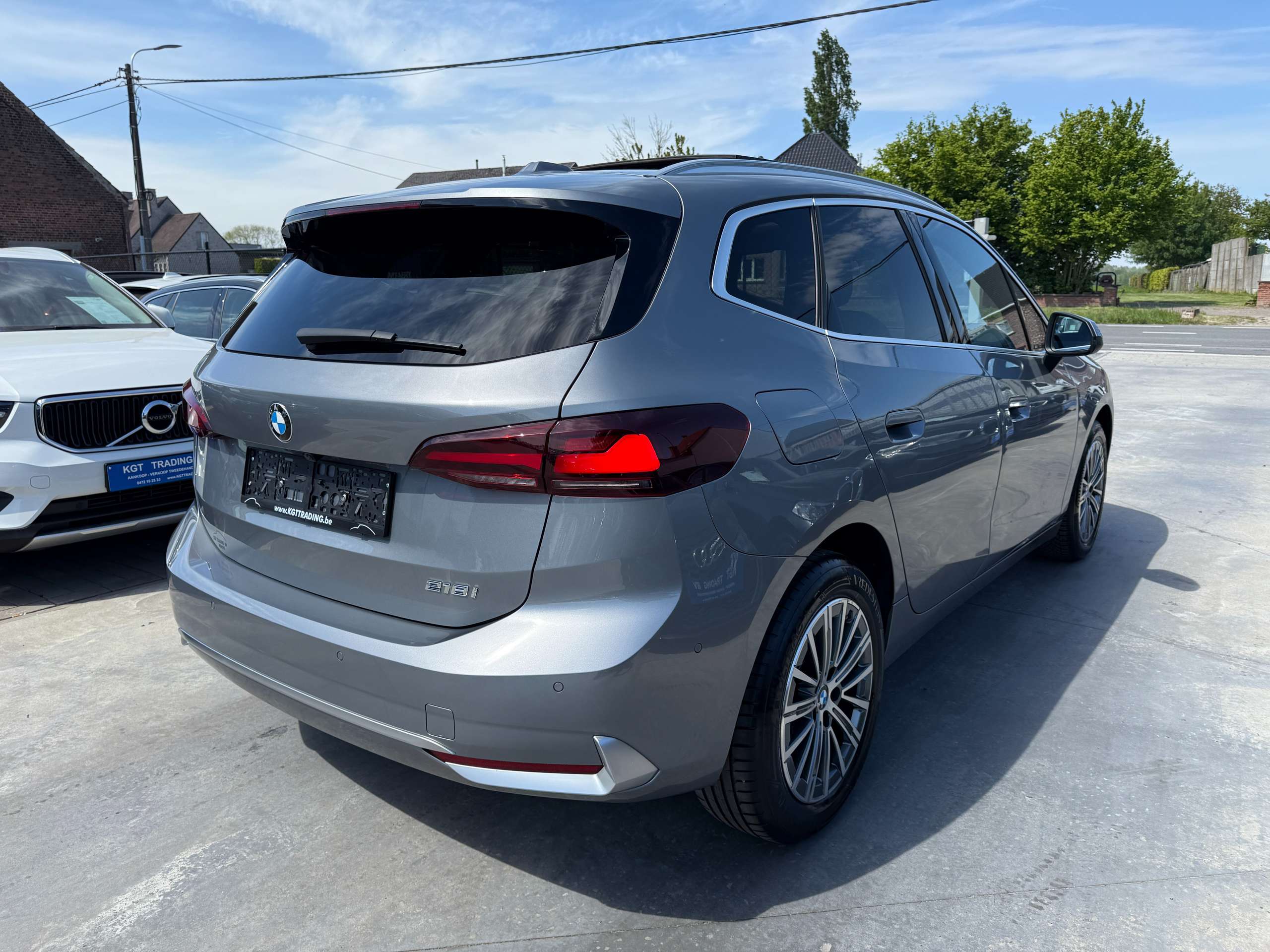 4b309a28-684a-4697-a31e-f3d713dfde305-bmw-218-i-automaat-active-tourer-zwart-leder-opendak-camera-carplay.jpg