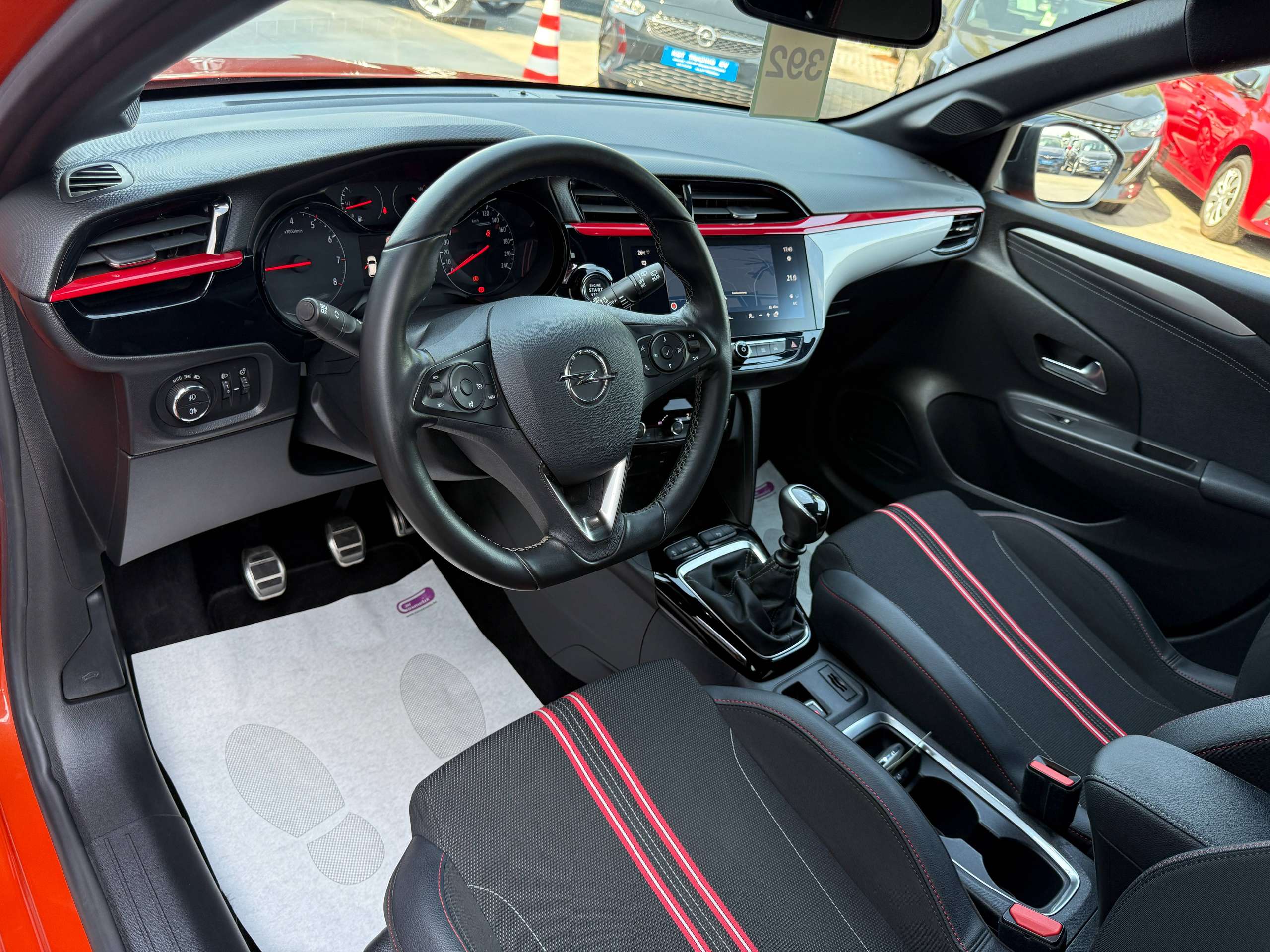 58283251-b2a1-4fdf-b5f0-c9f1727778c113-opel-corsa-1-2i-turbo-100pk-gs-line-navigatie-sportzetels-camera-carplay-pdc.jpg