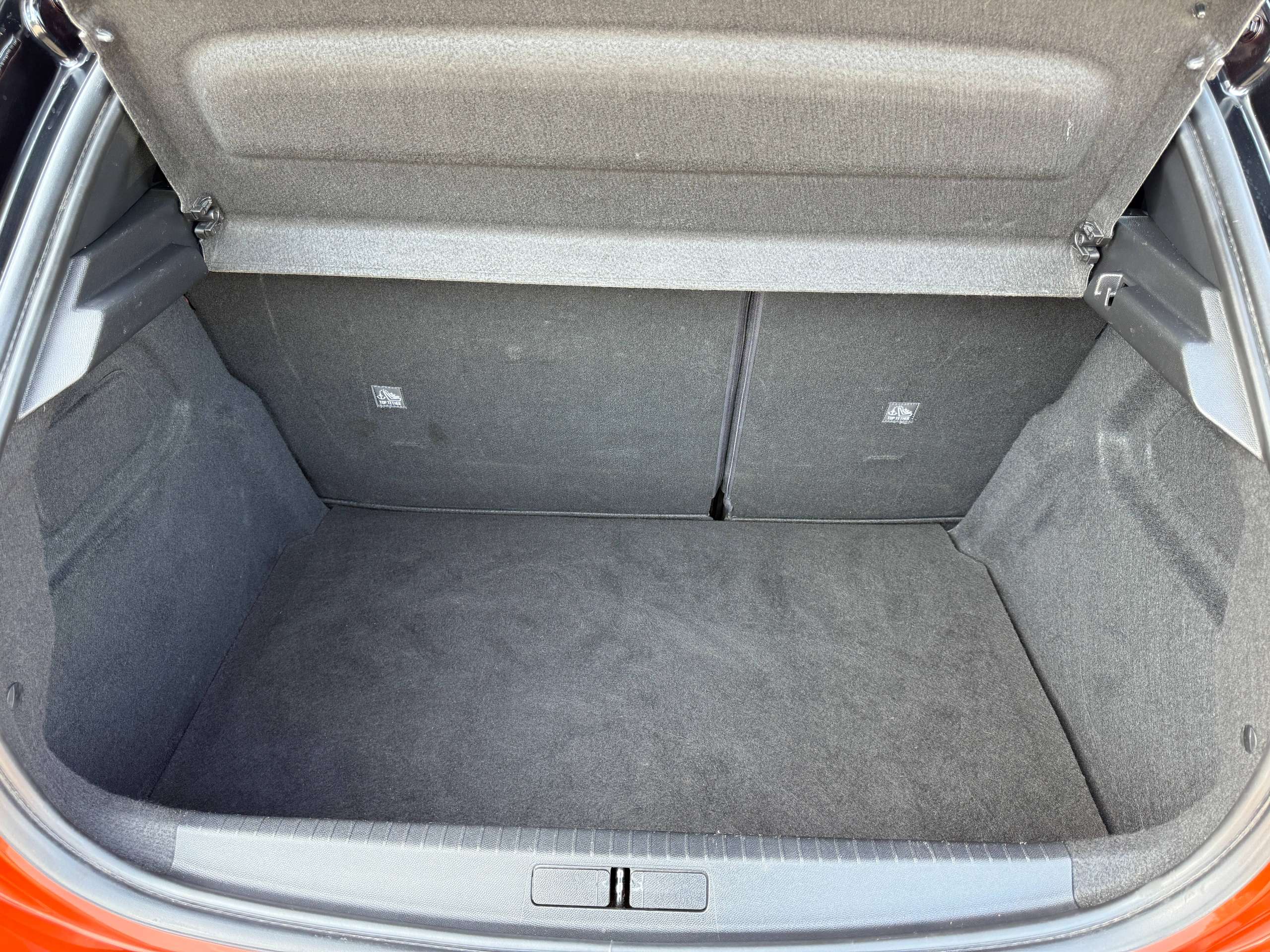 58283251-b2a1-4fdf-b5f0-c9f1727778c115-opel-corsa-1-2i-turbo-100pk-gs-line-navigatie-sportzetels-camera-carplay-pdc.jpg