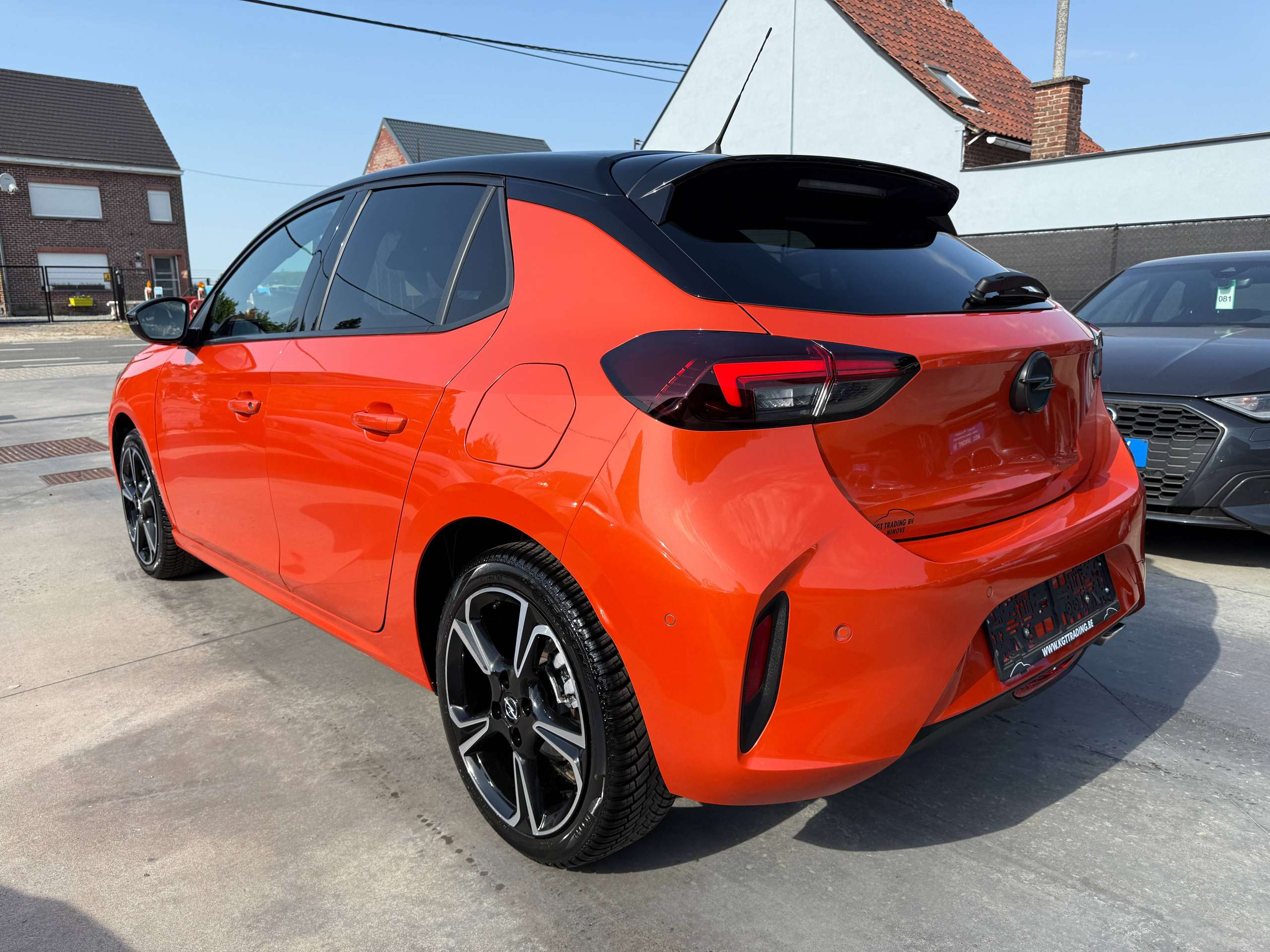 58283251-b2a1-4fdf-b5f0-c9f1727778c17-opel-corsa-1-2i-turbo-100pk-gs-line-navigatie-sportzetels-camera-carplay-pdc.jpg