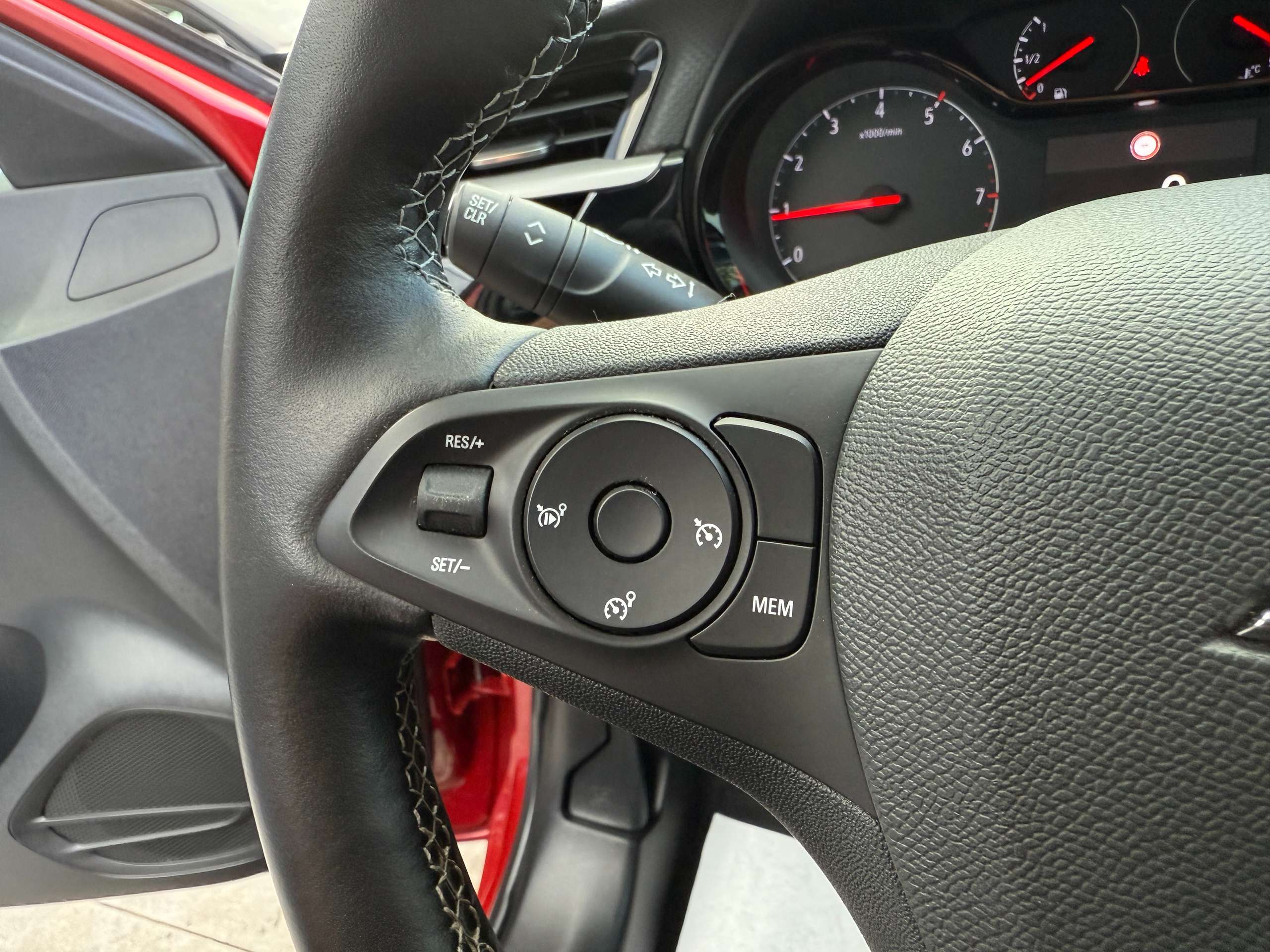 5a044244-5d6b-4c95-a30d-98389700c04914-opel-corsa-1-2i-5-deurs-navigatie-camera-carplay-pdc-alu-dab.jpg