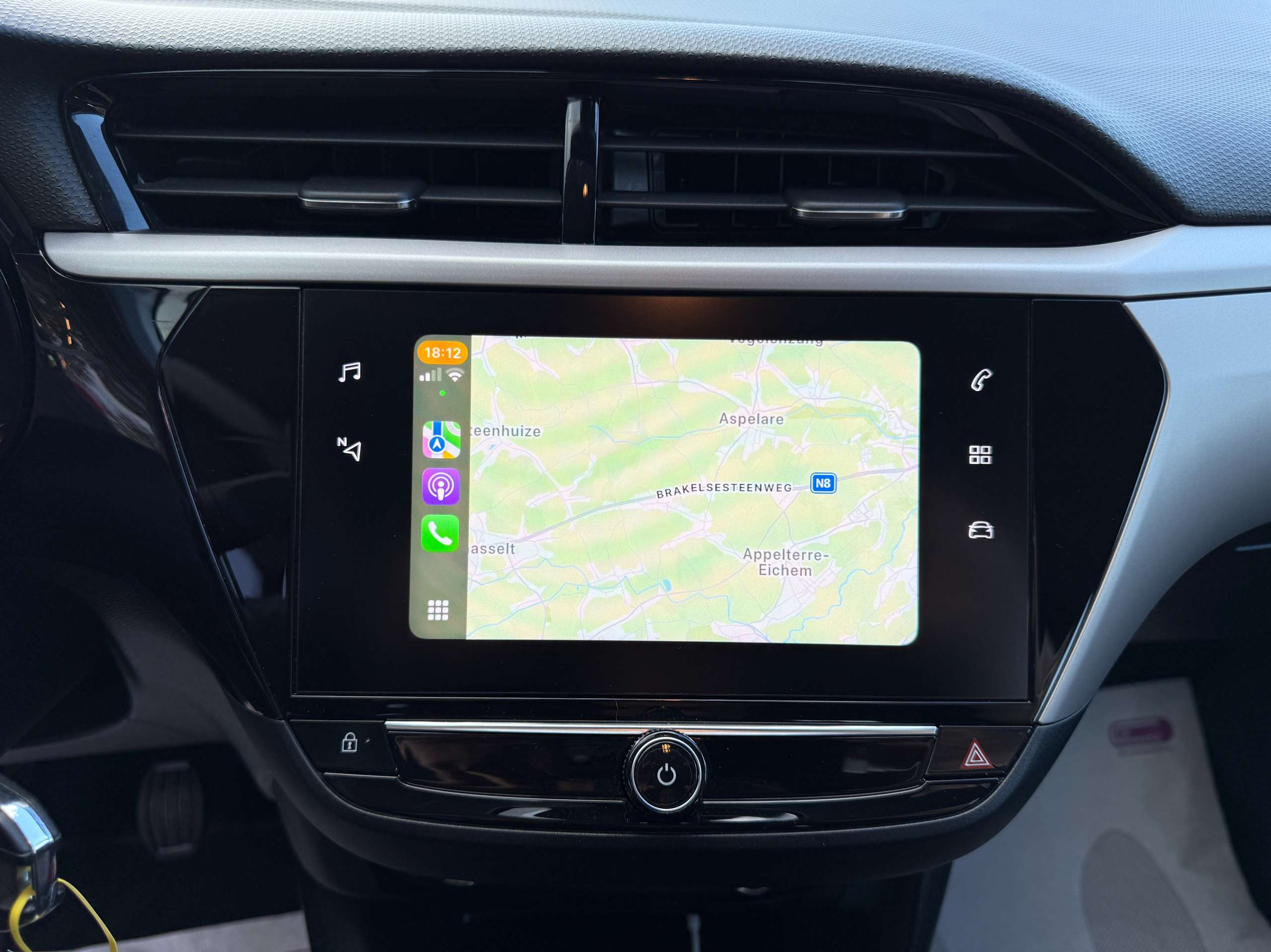 5a044244-5d6b-4c95-a30d-98389700c04923-opel-corsa-1-2i-5-deurs-navigatie-camera-carplay-pdc-alu-dab.jpg