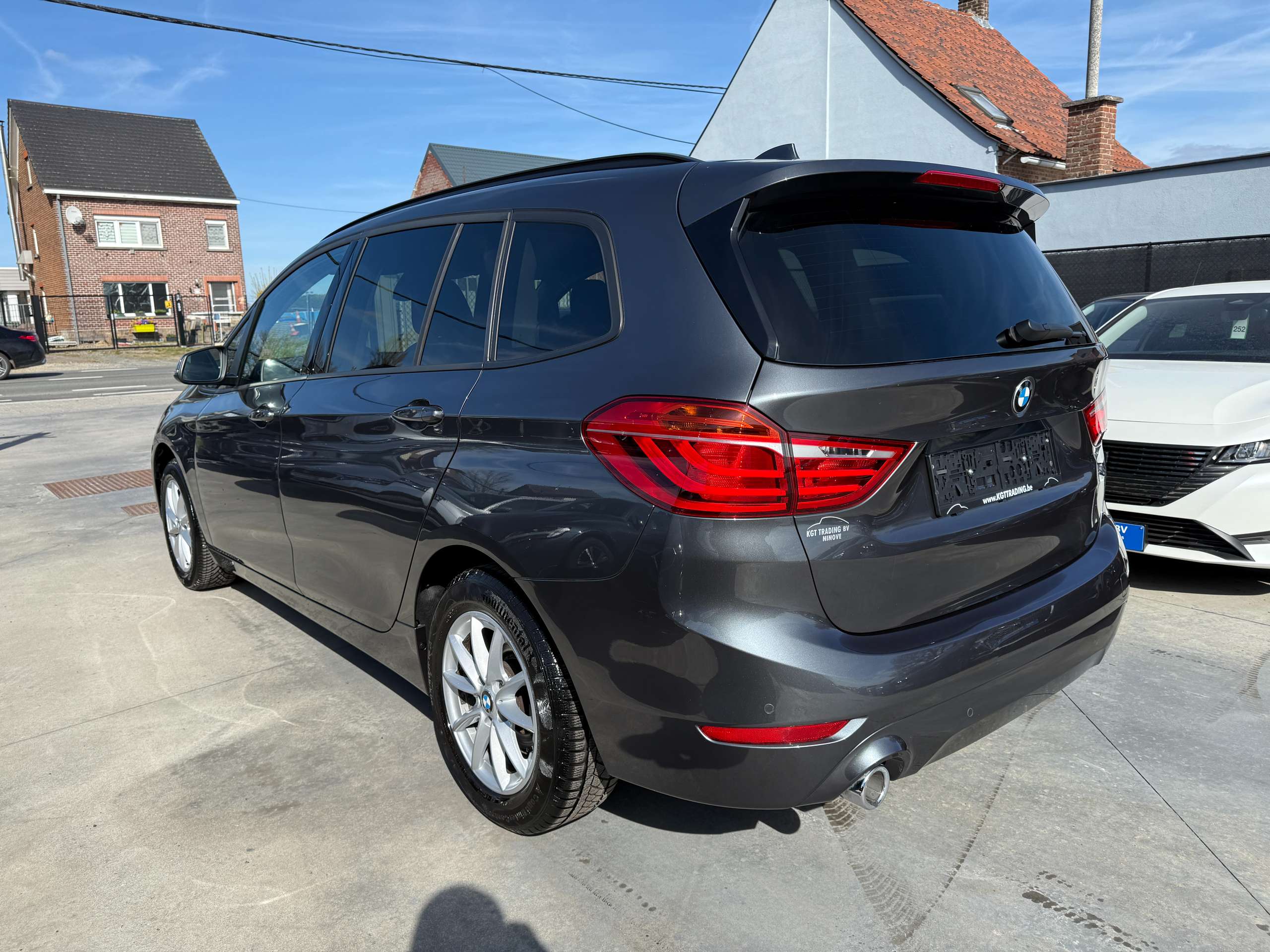 6067344e-83b5-4501-b543-e2d0139e6ecd7-bmw-216-da-gran-tourer-automaat-full-led-navi-dab-pdc-alu.jpg