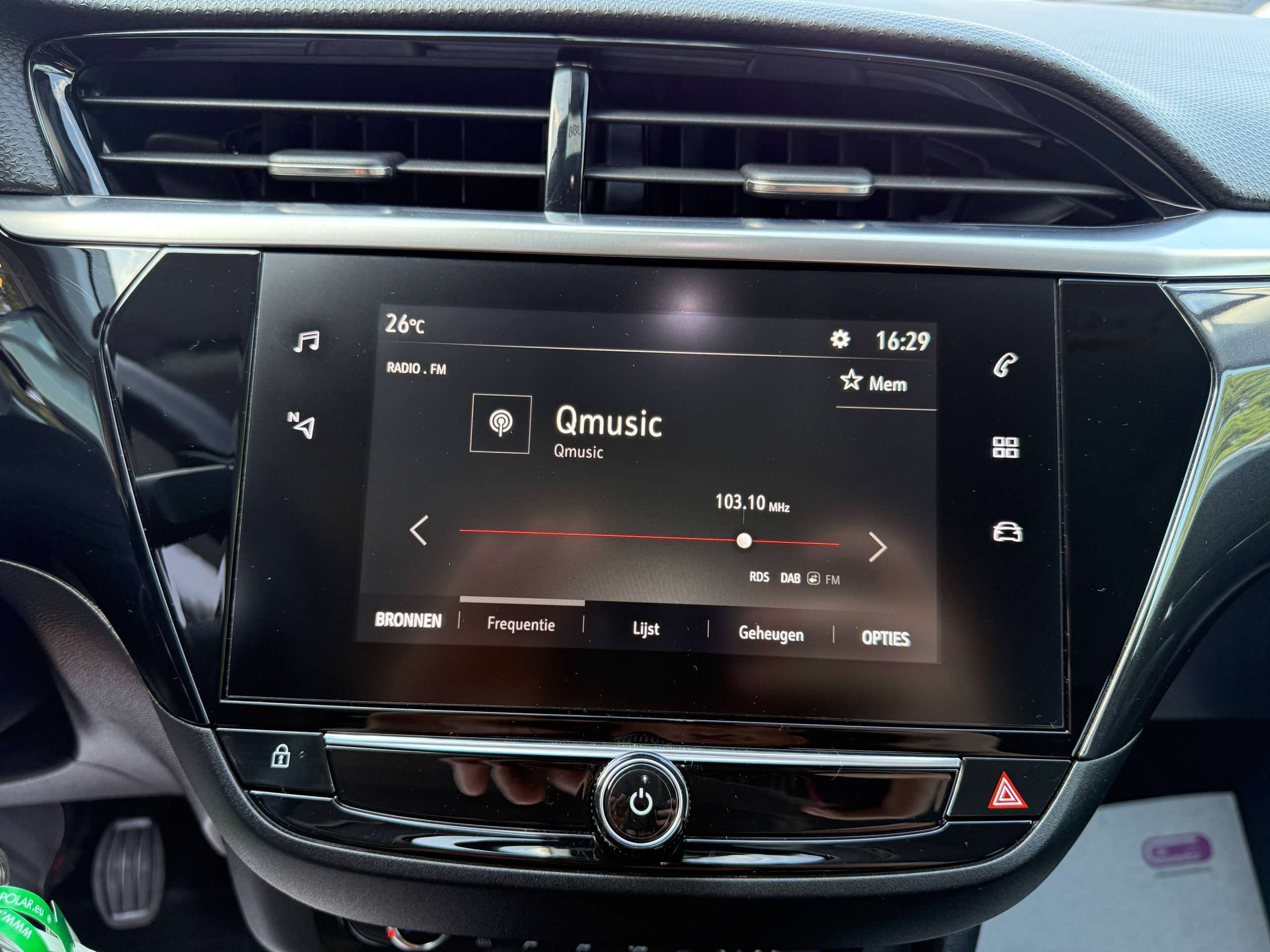 676bd585-6d82-4322-90e7-0f26b82c79a022-opel-corsa-1-2i-elegance-full-led-carplay-virtual-camera-alu-bluetooth.jpg