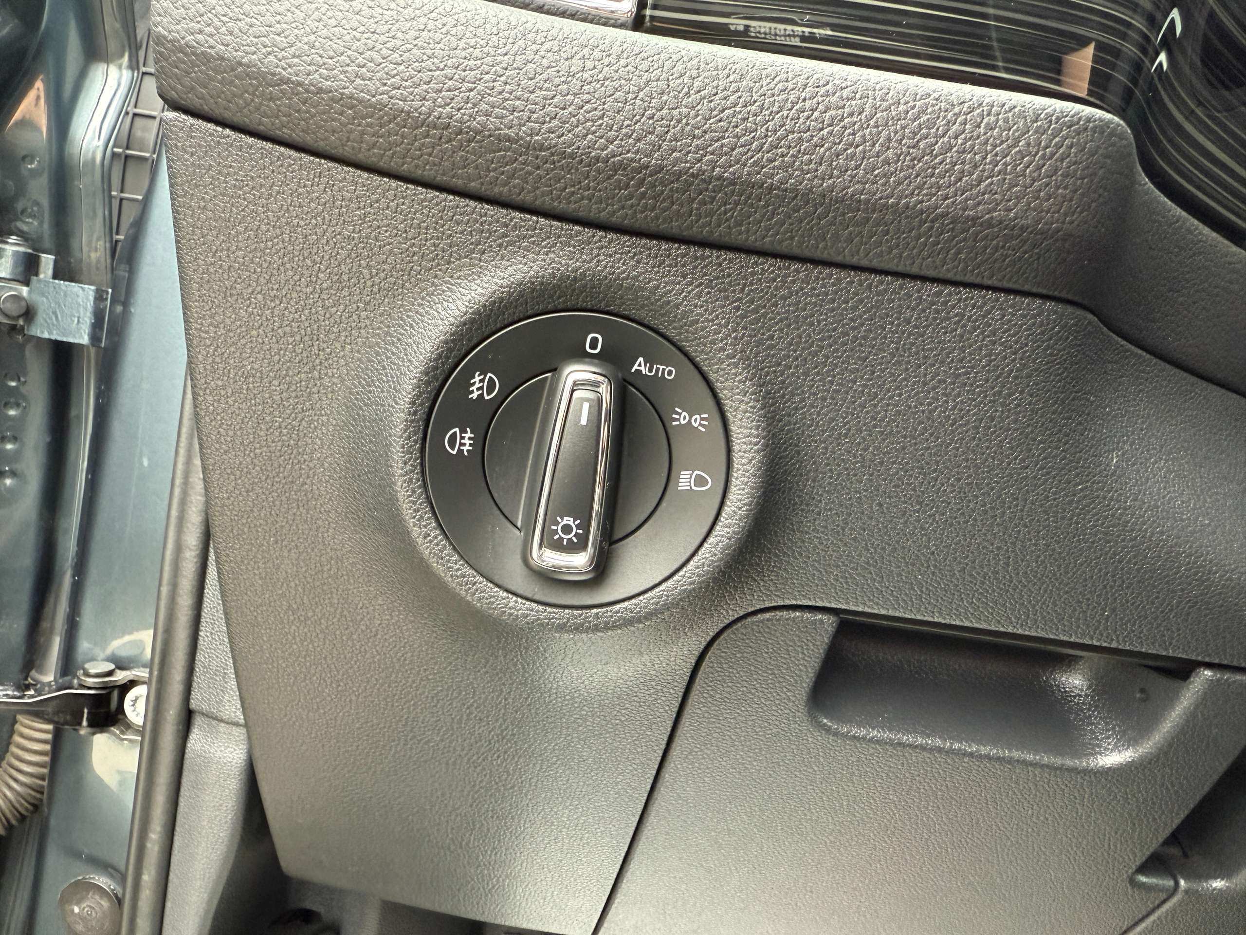 696c9925-aef3-4831-bf7f-8e686c03168717-skoda-kodiaq-1-4-tsi-4x4-navi-leder-camera-xenon-carplay-led.jpg