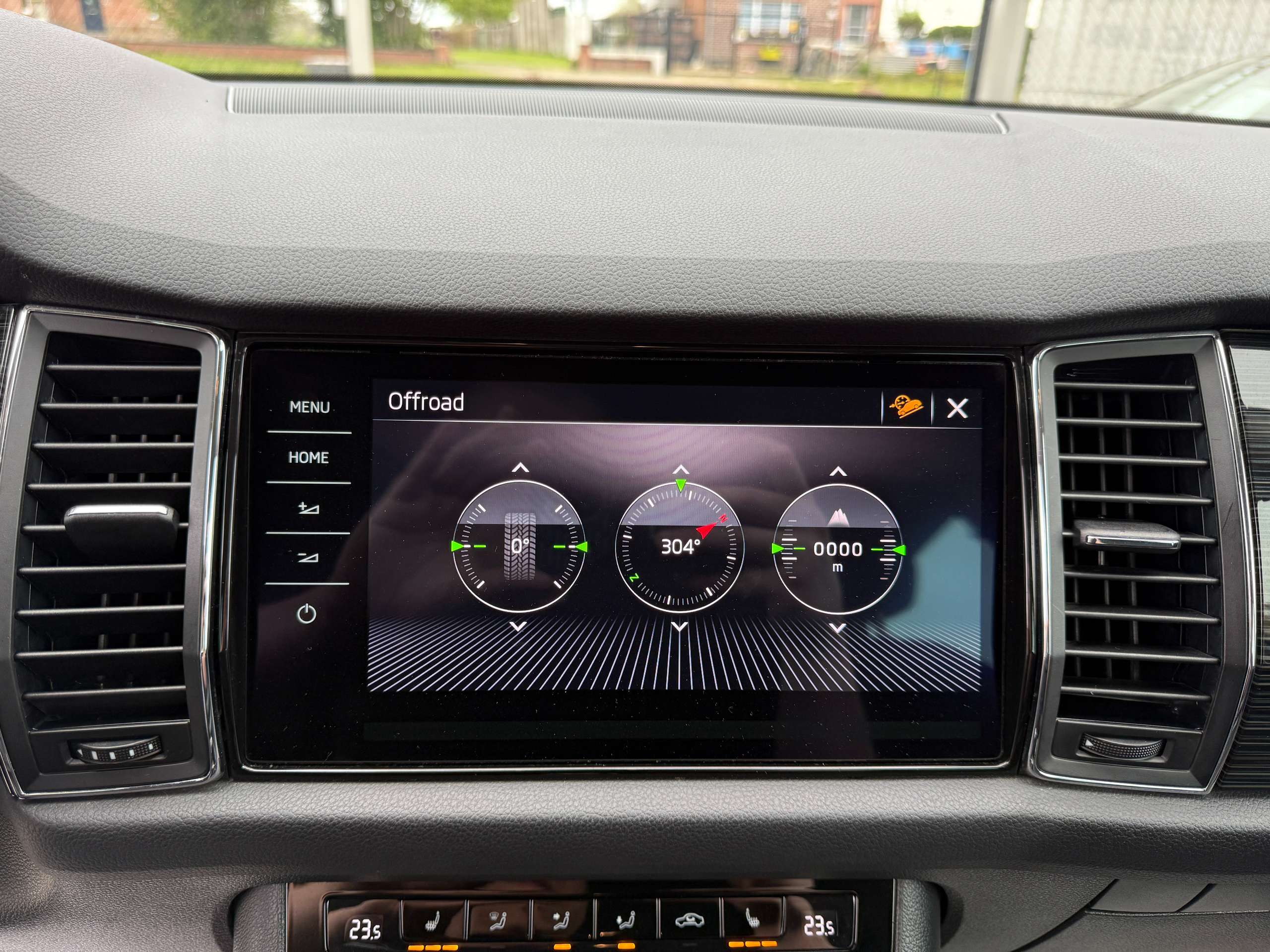 696c9925-aef3-4831-bf7f-8e686c03168724-skoda-kodiaq-1-4-tsi-4x4-navi-leder-camera-xenon-carplay-led.jpg