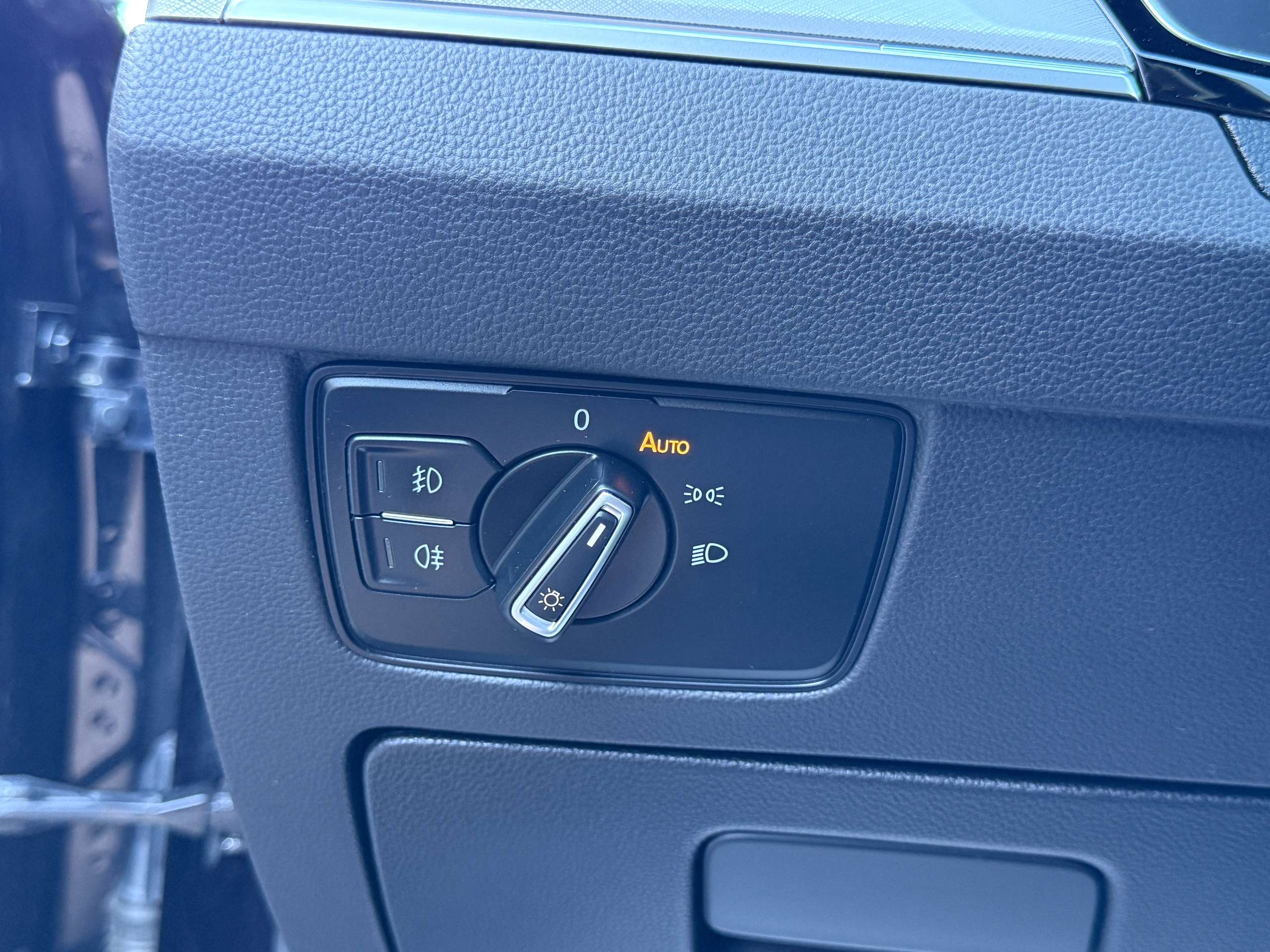 7d731be0-ad96-417e-8709-421d38f5f12e19-volkswagen-passat-variant-1-6-tdi-dsg-automaat-full-led-navigatie-trekhaak-carplay.jpg