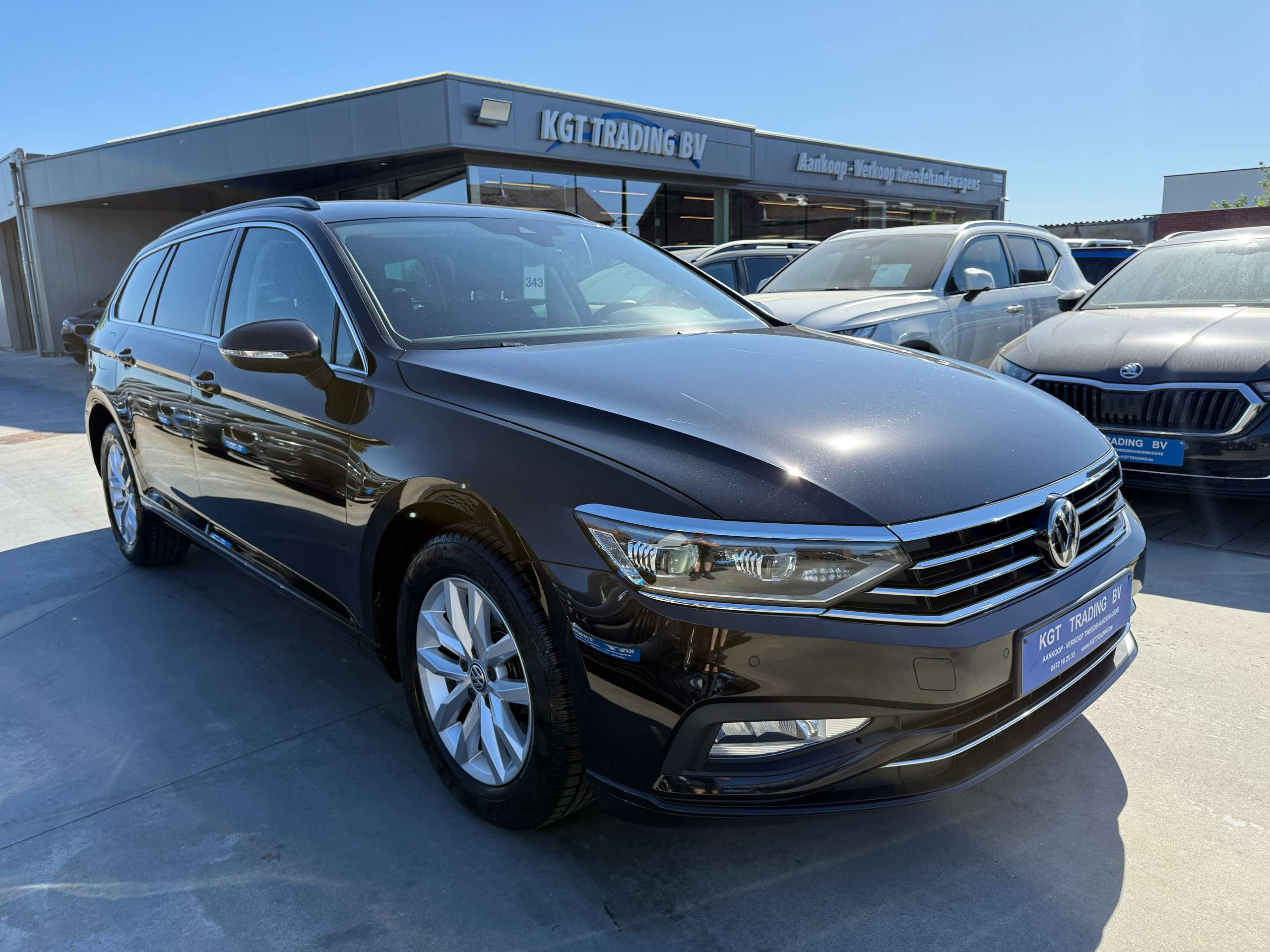 7d731be0-ad96-417e-8709-421d38f5f12e3-volkswagen-passat-variant-1-6-tdi-dsg-automaat-full-led-navigatie-trekhaak-carplay.jpg