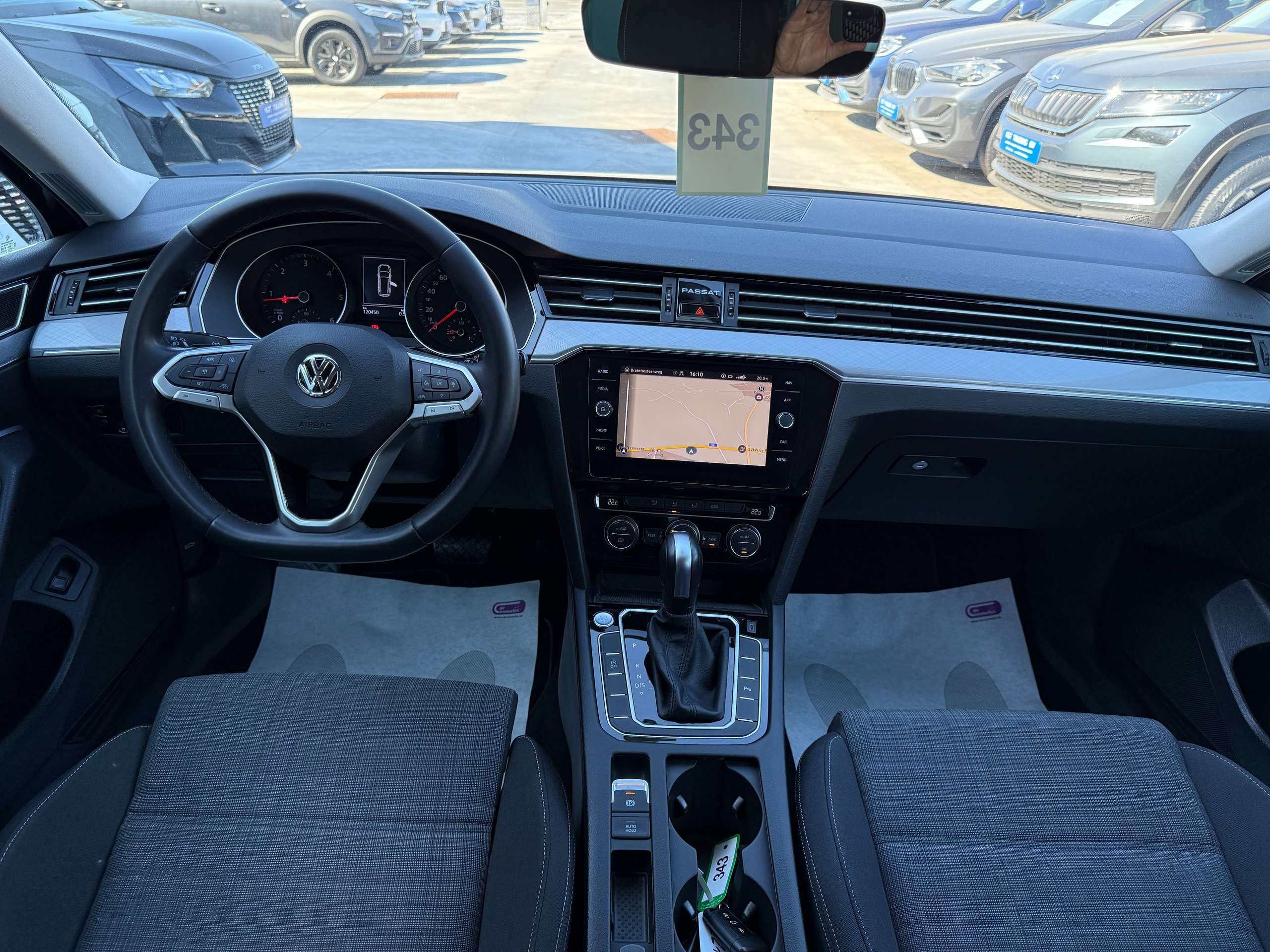 7d731be0-ad96-417e-8709-421d38f5f12e35-volkswagen-passat-variant-1-6-tdi-dsg-automaat-full-led-navigatie-trekhaak-carplay.jpg