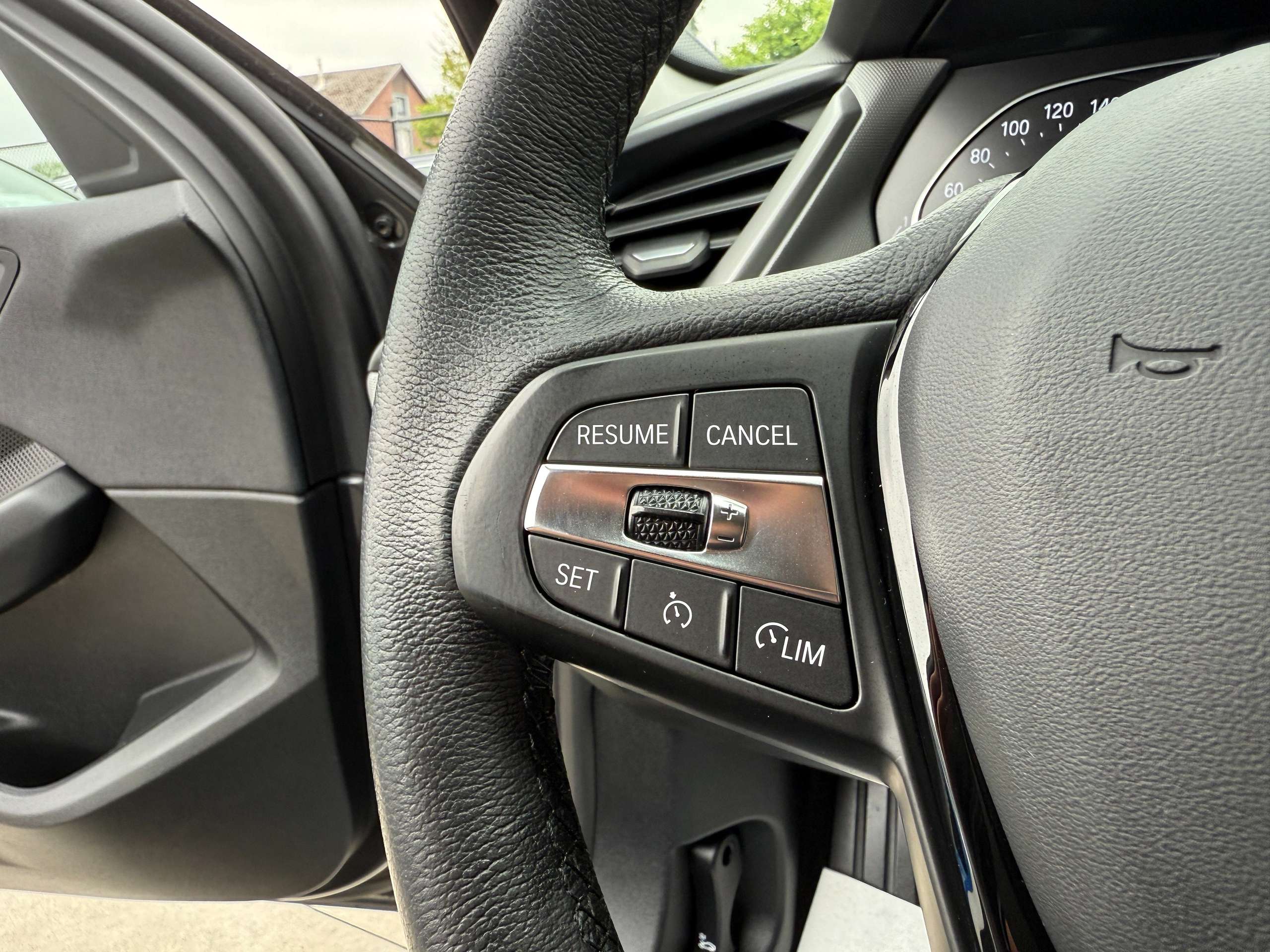 86a1af9f-8dc5-41dc-be27-de3c405a645717-bmw-118-i-136pk-navigatie-carplay-full-led-bluetooth-pdc-alu.jpg