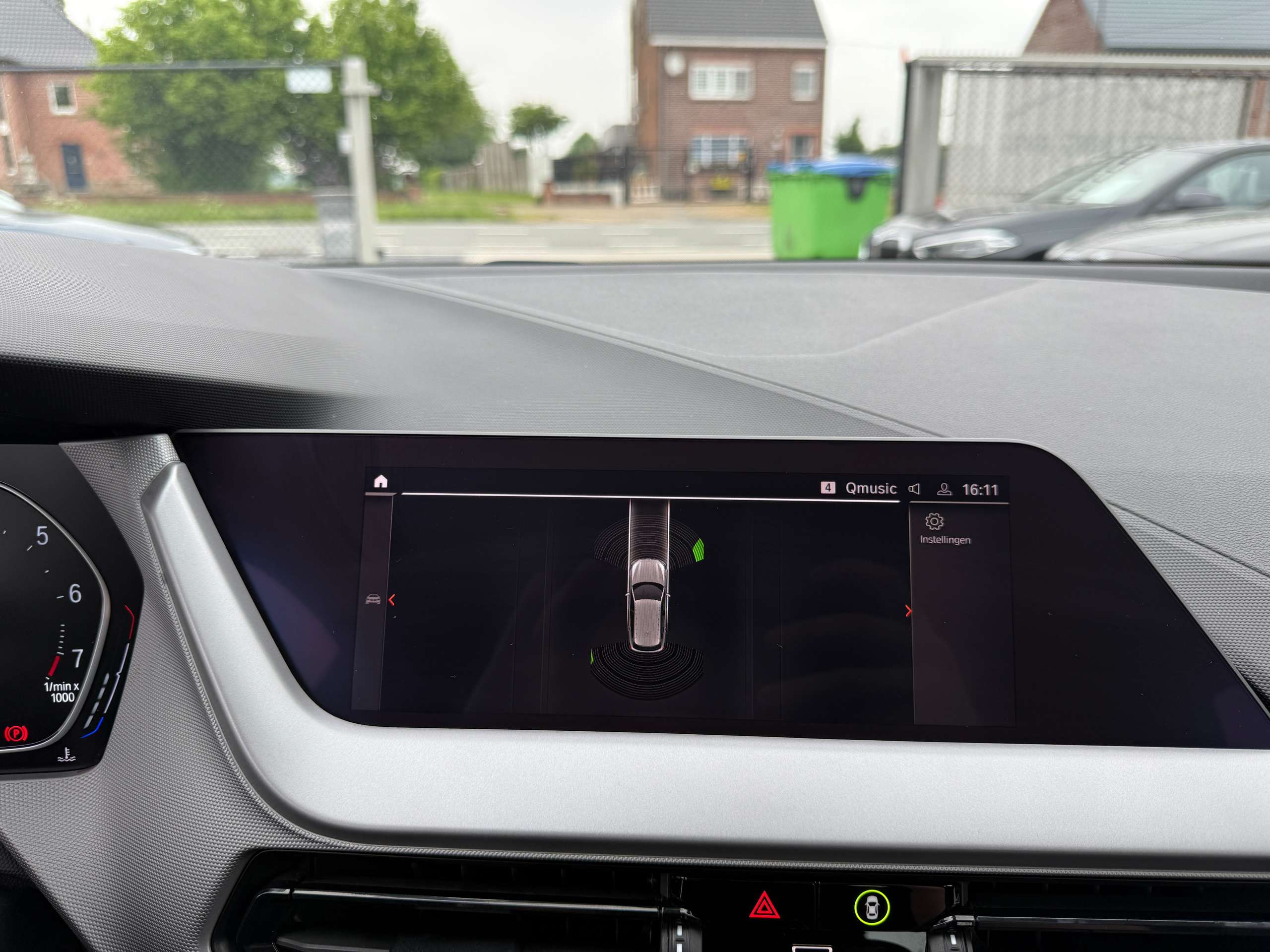 86a1af9f-8dc5-41dc-be27-de3c405a645721-bmw-118-i-136pk-navigatie-carplay-full-led-bluetooth-pdc-alu.jpg