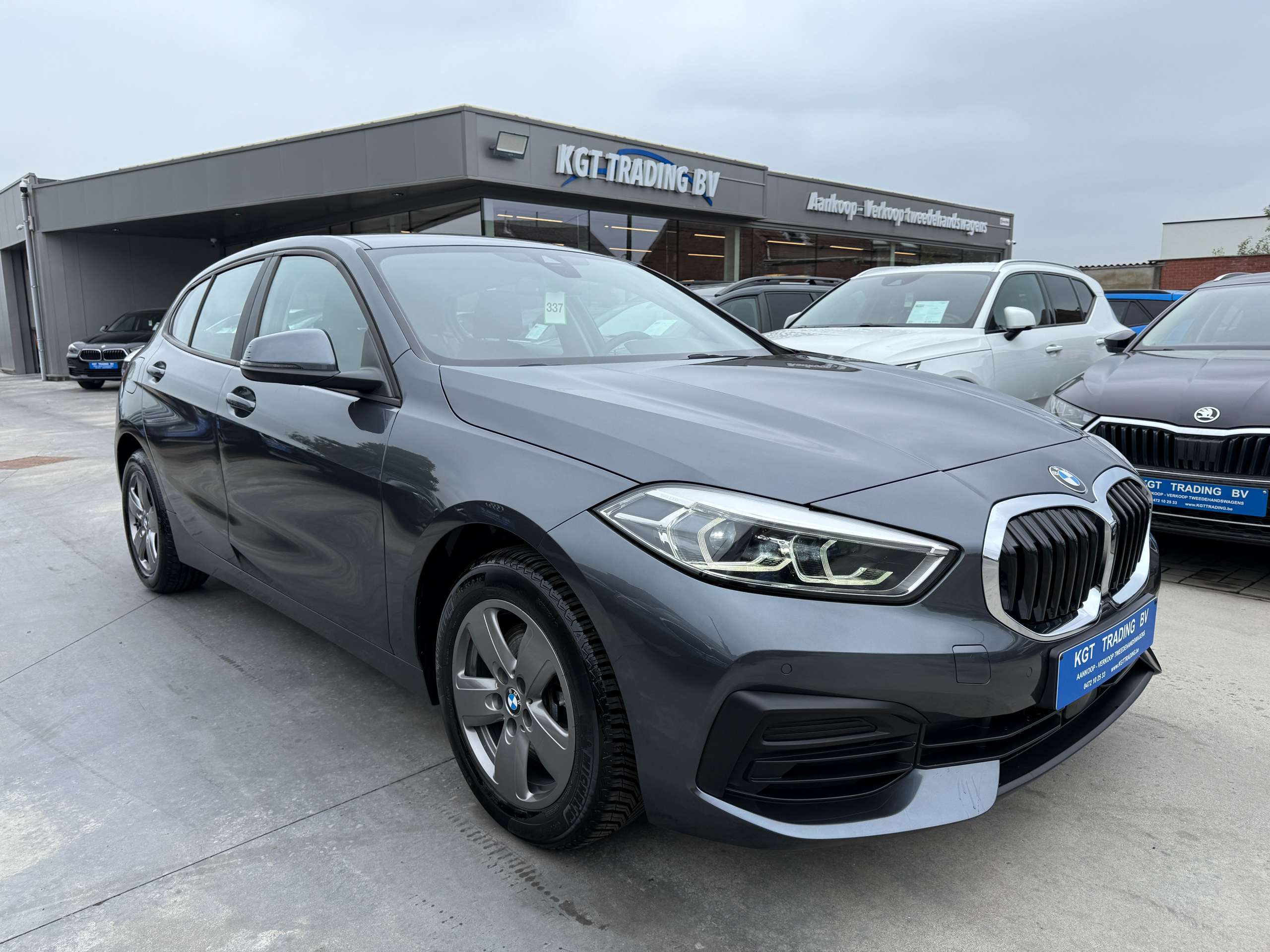 86a1af9f-8dc5-41dc-be27-de3c405a64573-bmw-118-i-136pk-navigatie-carplay-full-led-bluetooth-pdc-alu.jpg