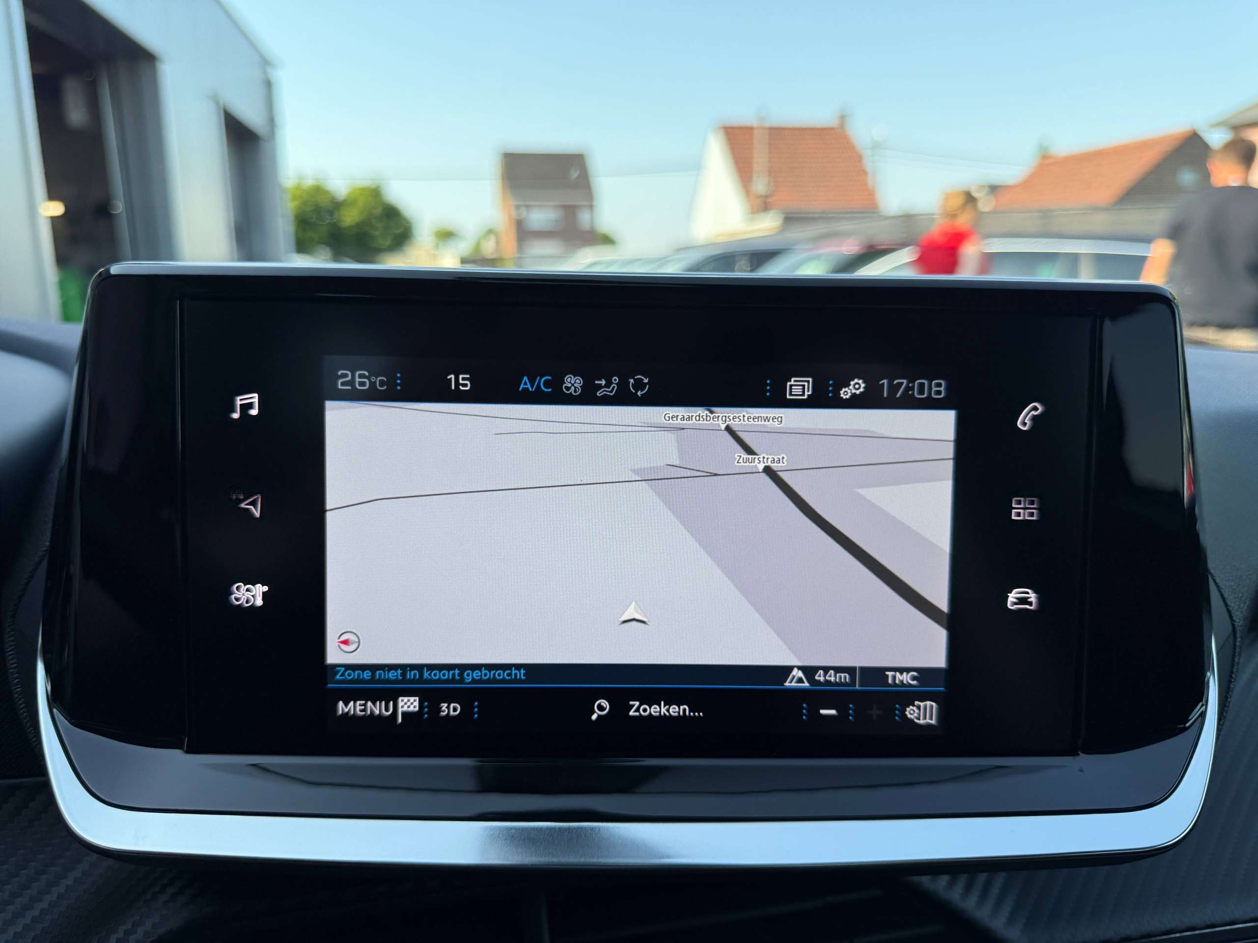 9423f45b-189a-4840-9e15-d0dab8d134c017-peugeot-2008-1-2i-style-navigatie-camera-full-led-carplay-pdc-alu.jpg
