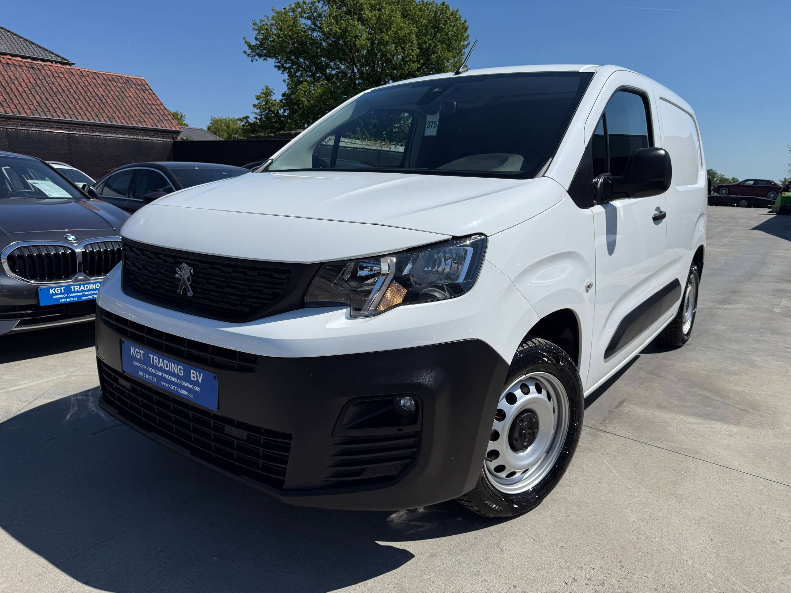 95028cae-d287-4735-84cd-8e4506be1ca91-peugeot-partner-1-5-bluehdi-130pk-automaat-3-zit-bluetooth-pdc-airco-carpass.jpg