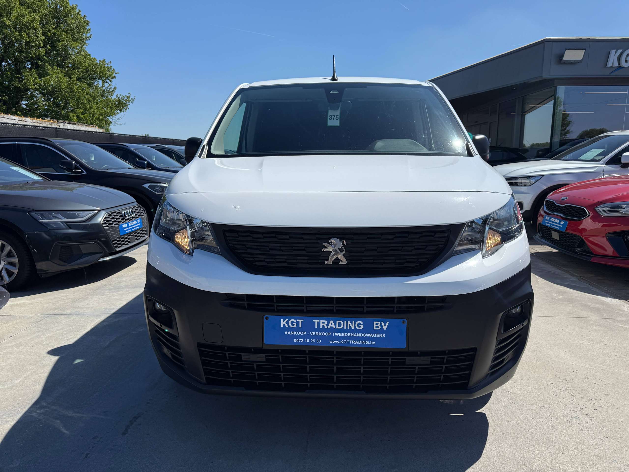 95028cae-d287-4735-84cd-8e4506be1ca92-peugeot-partner-1-5-bluehdi-130pk-automaat-3-zit-bluetooth-pdc-airco-carpass.jpg