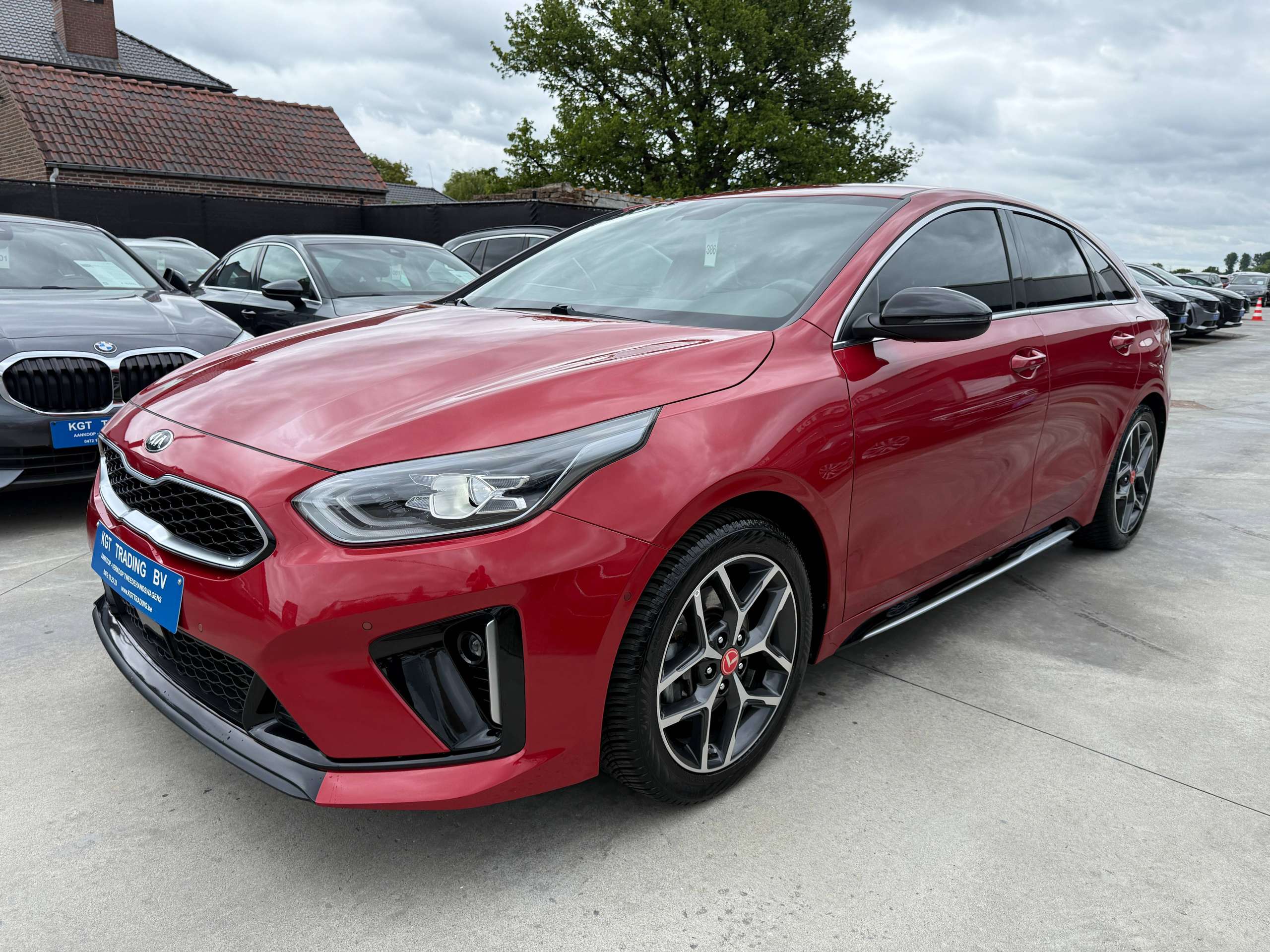 9ea732dd-32a9-451a-b068-a28474bbbe529-kia-proceed-pro_ceed-1-6-crdi-gt-line-automaat-navigatie-leder-xenon-camera-carplay.jpg