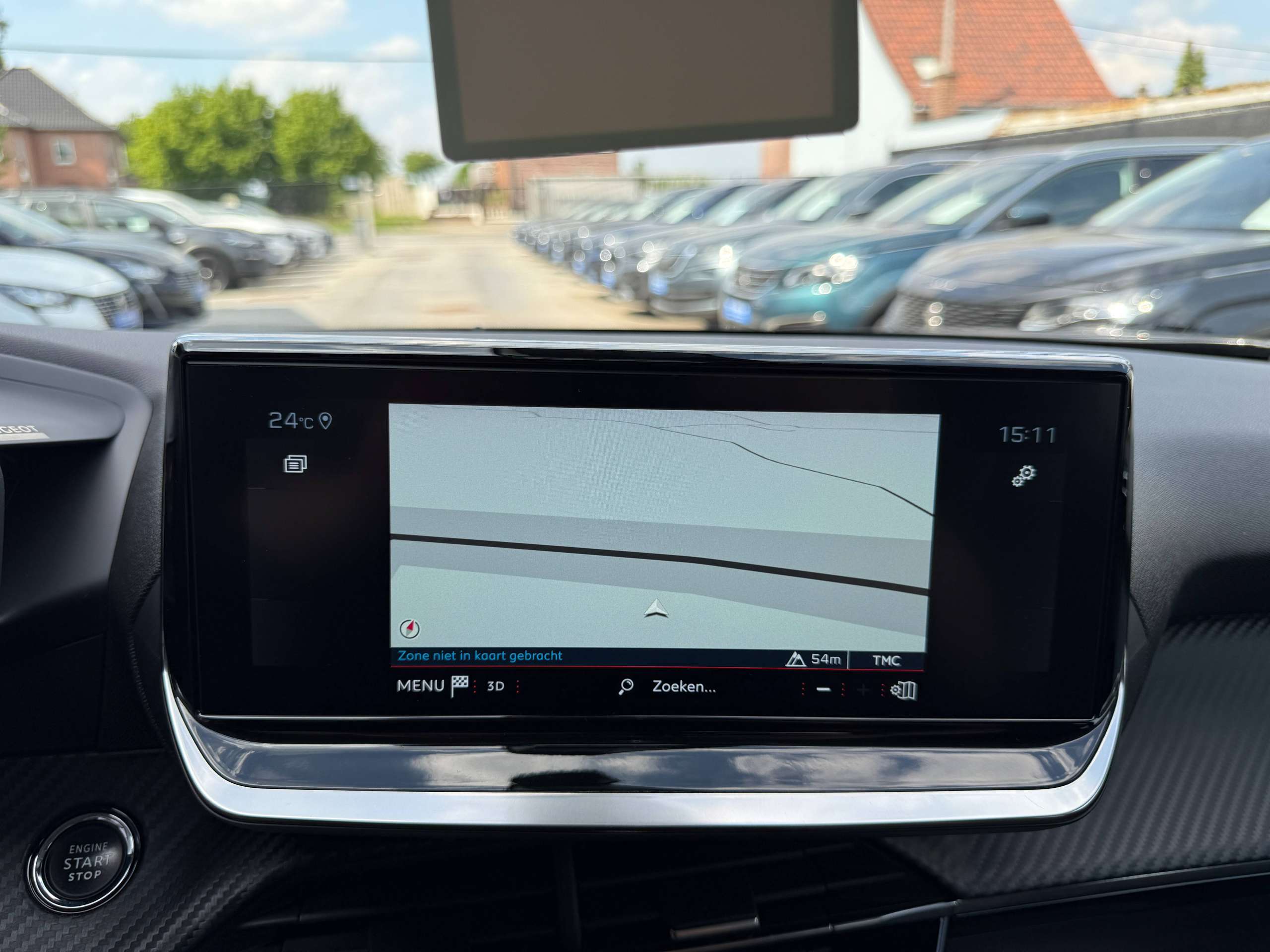 daf3a78d-541e-4ada-9df2-6c32a7a4316417-peugeot-2008-1-2i-130pk-allure-navigatie-camera-leder-carplay-full-led-lane-assist.jpg
